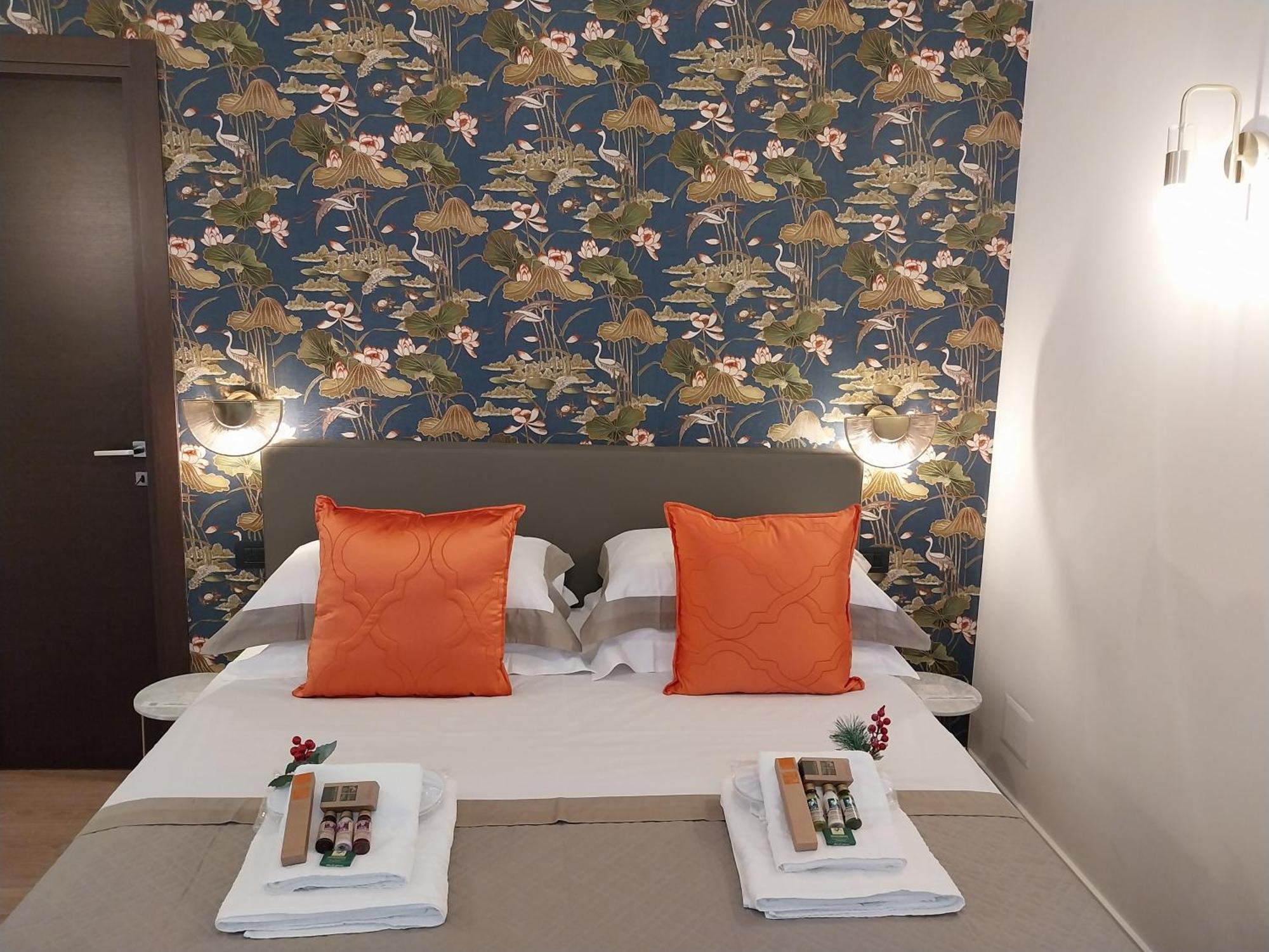 Mariana Luxury * Naples