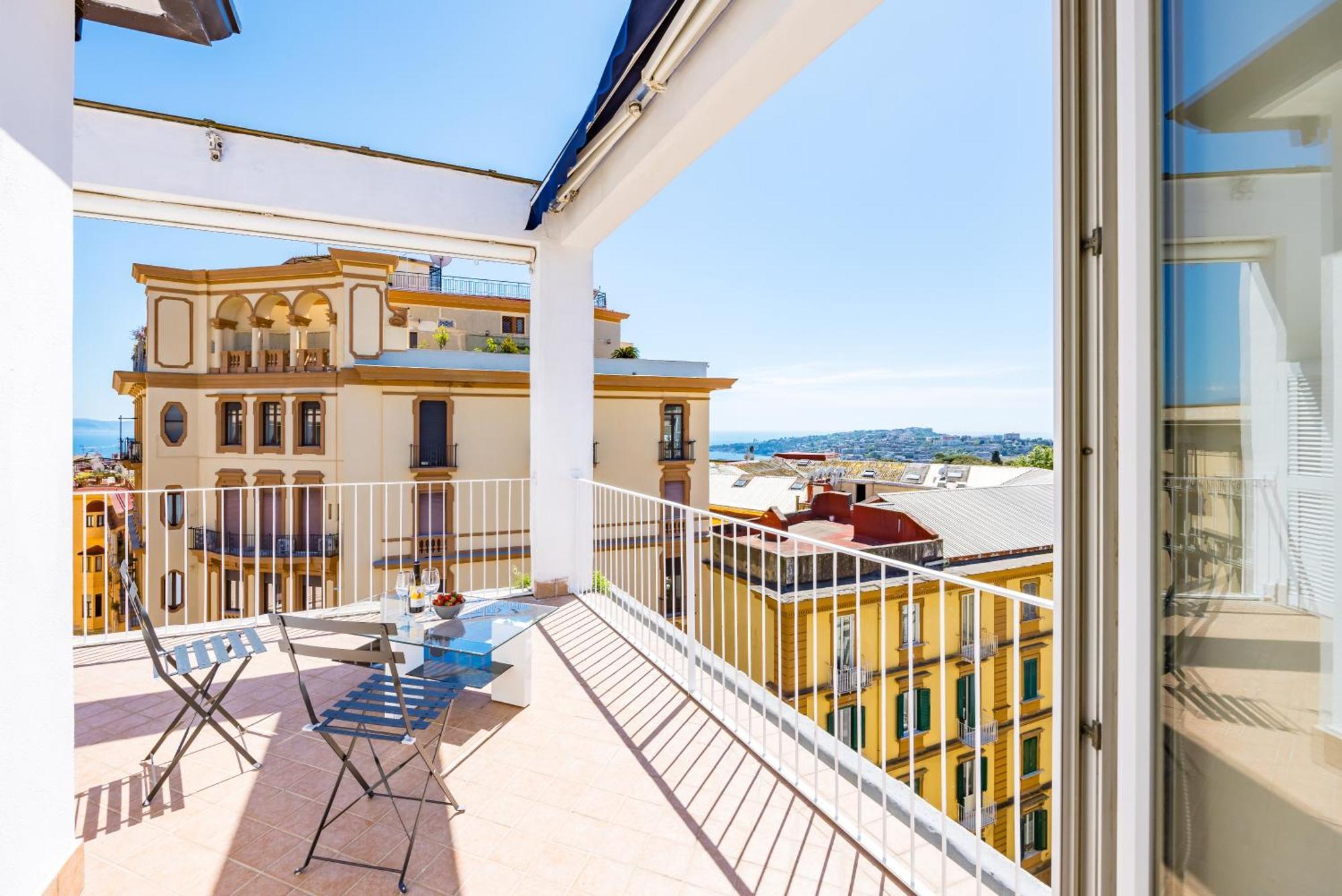 Chiave Di Fuga By Napoliapartments Apartment Naples