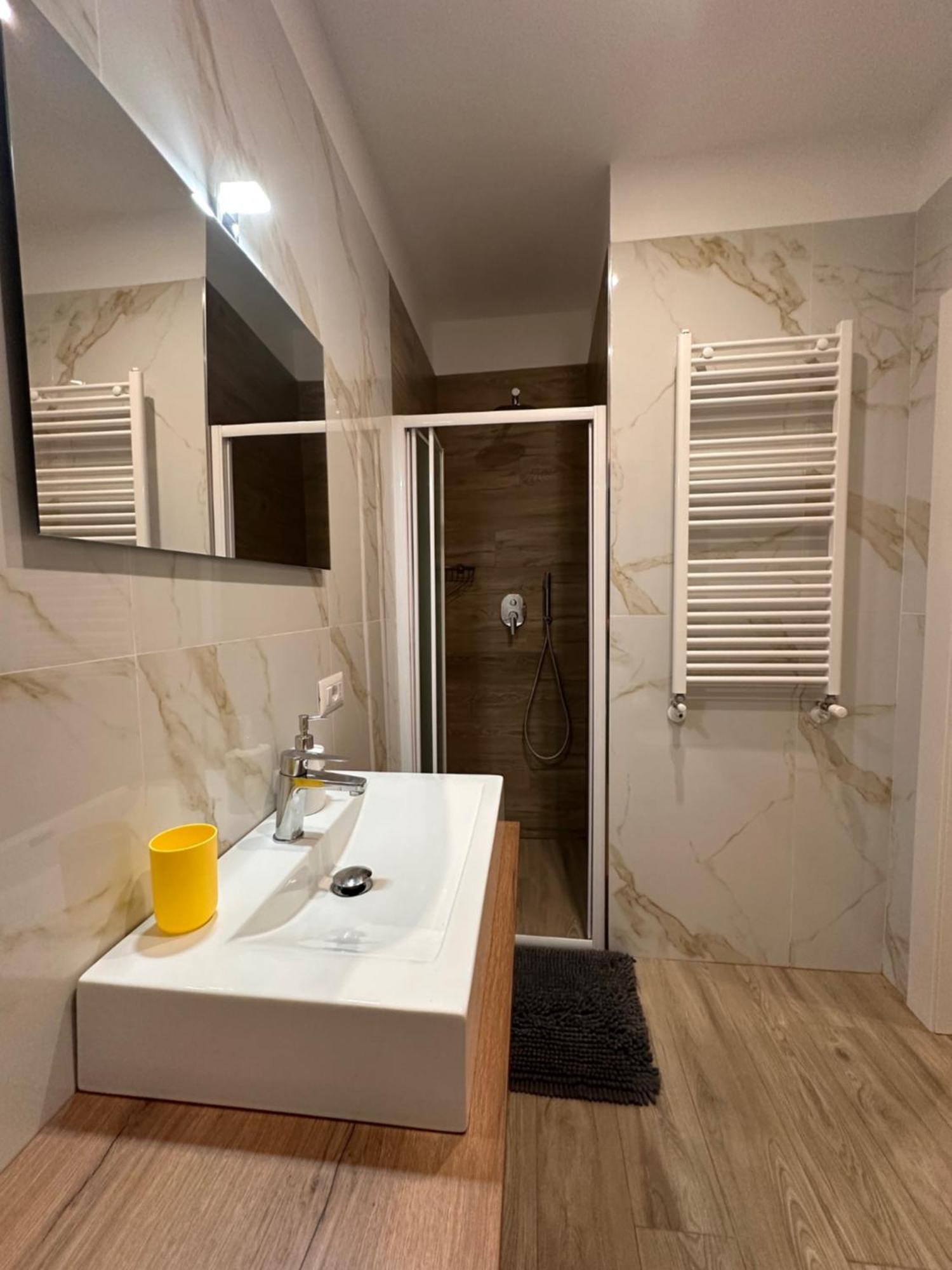 Bed & Breakfast Binario 56 *