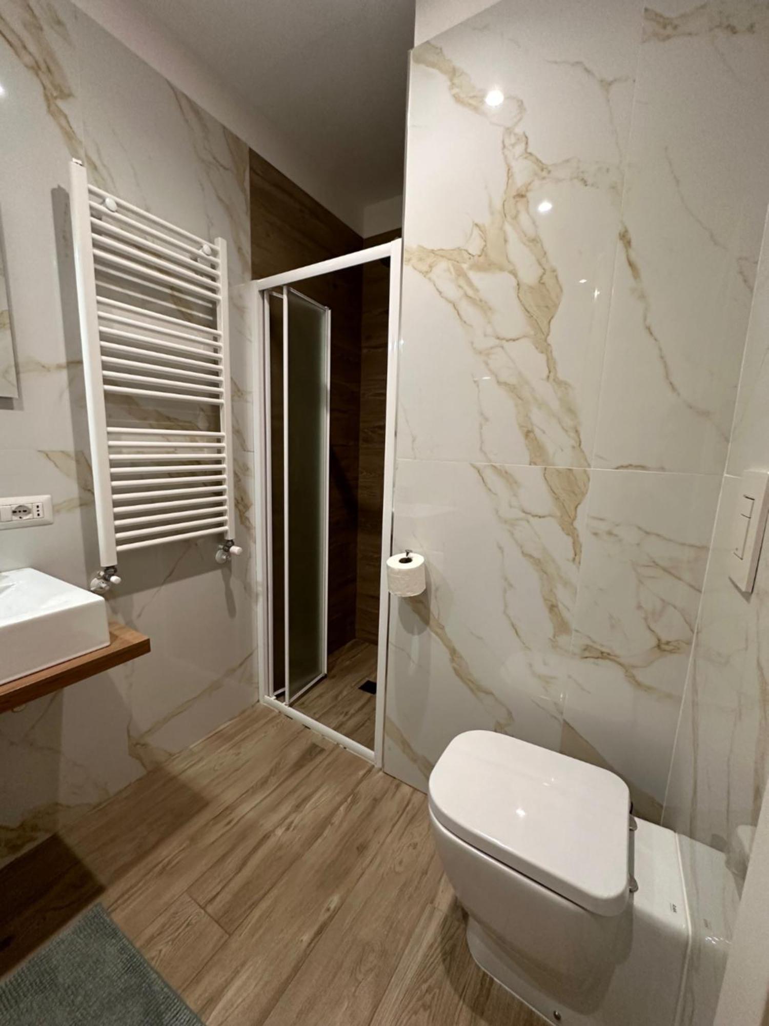 Bed & Breakfast Binario 56 *