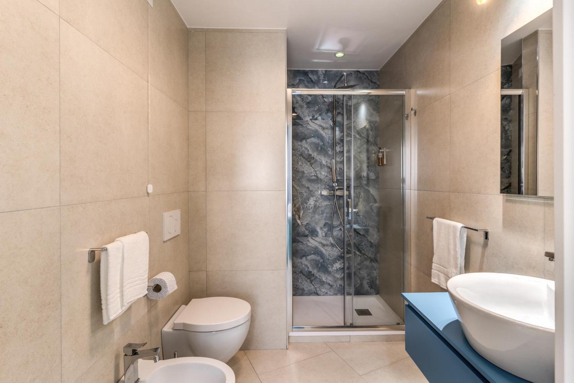 National Square Guest house *