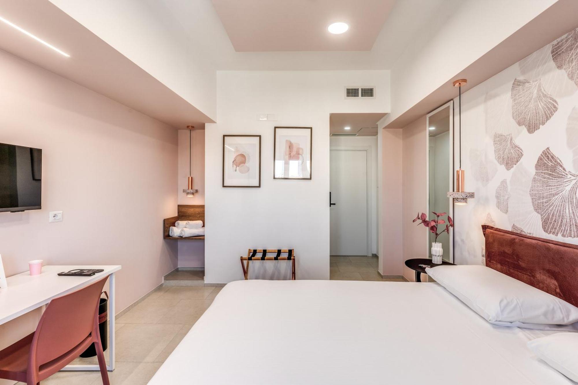 National Square Guest house *
