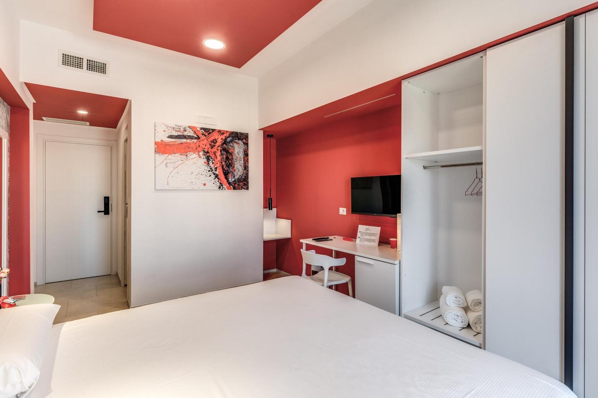 National Square Guest house *