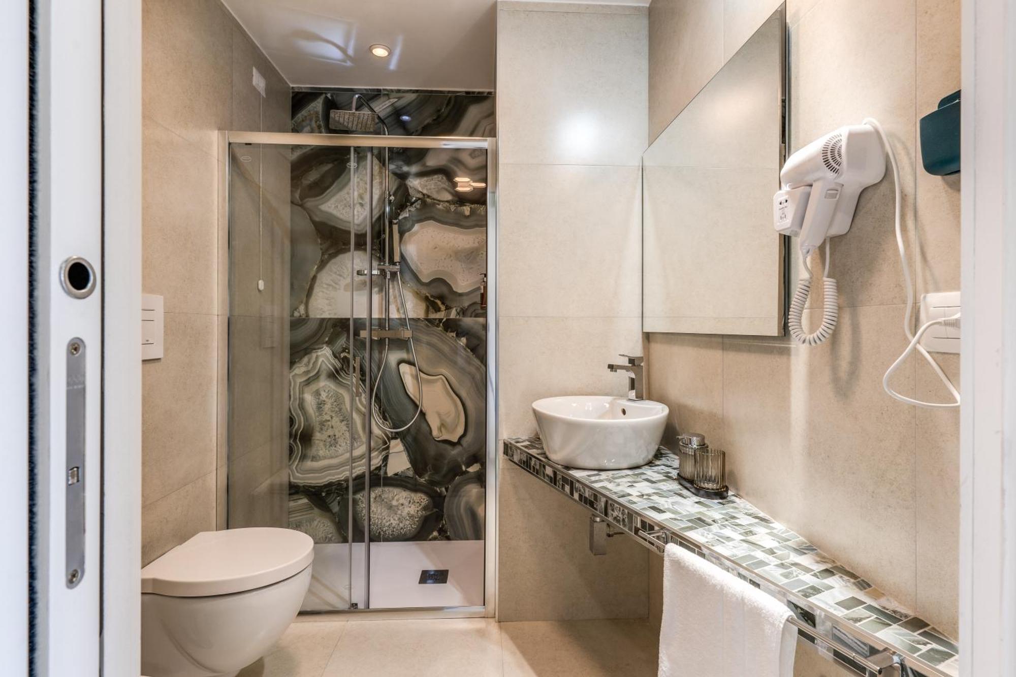 National Square Guest house *