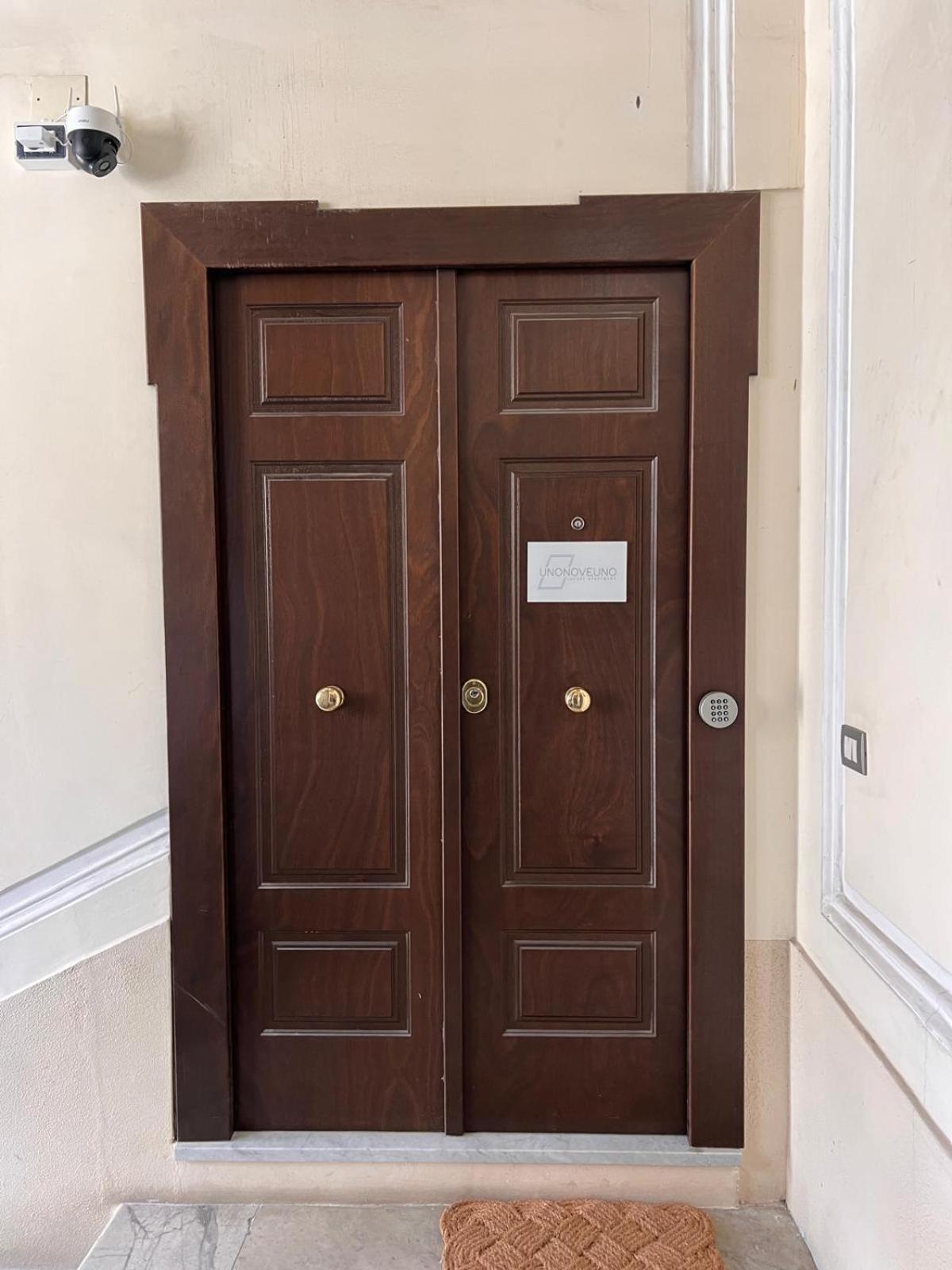 Unonoveuno Luxury Naples