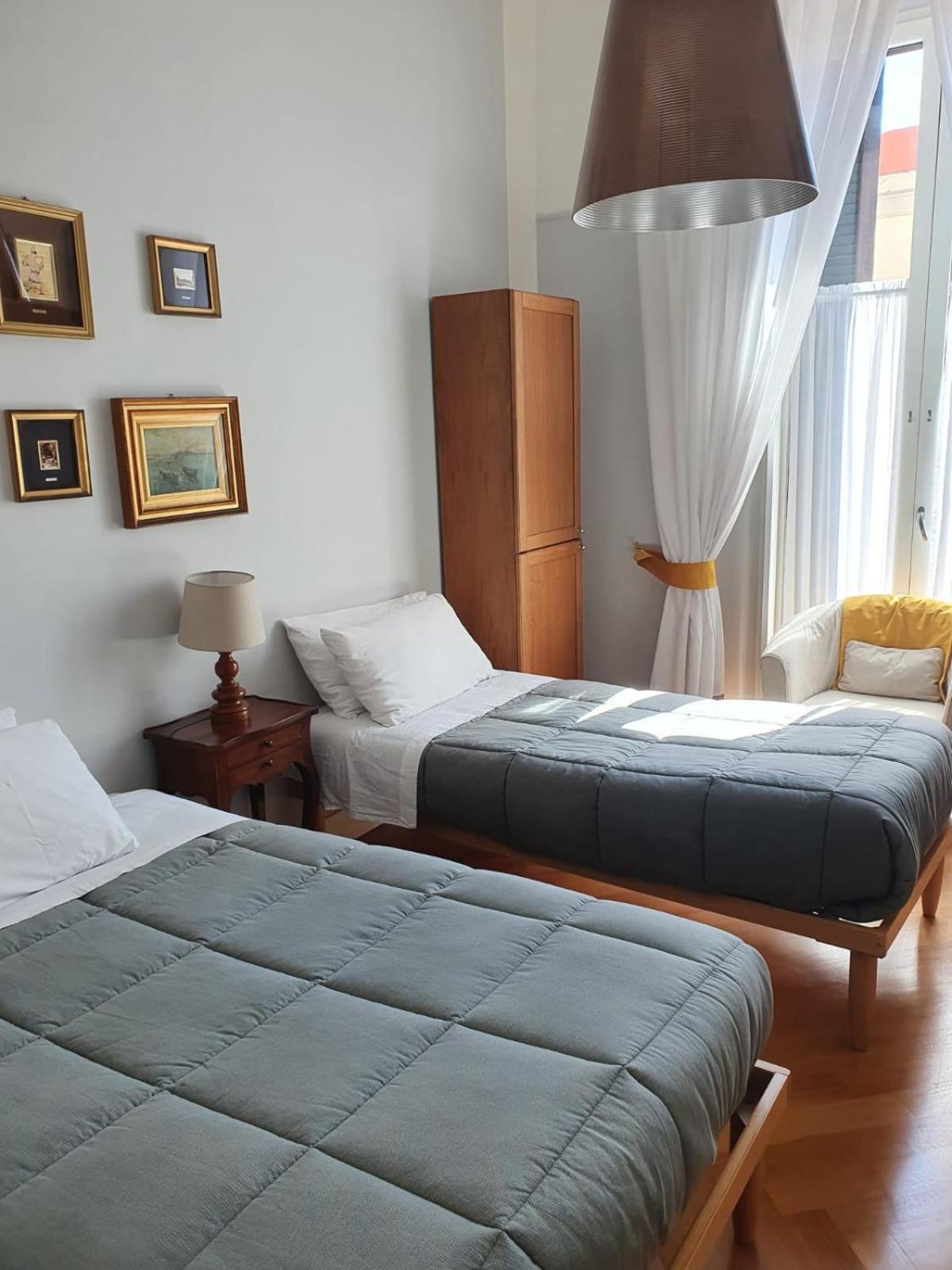La Dimora Dei Reali Apartment Naples