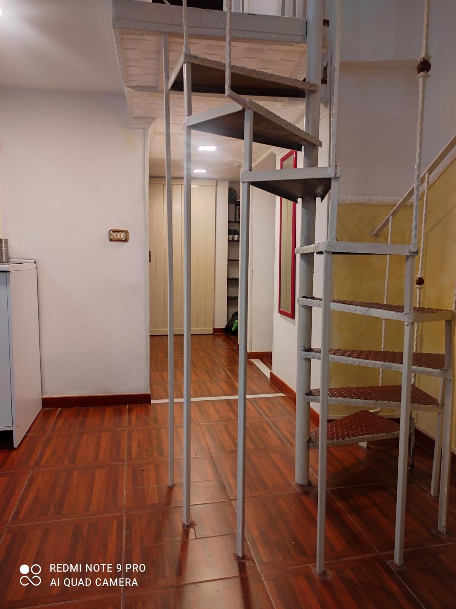 Nella Storica Piazza Carlo Iii Apartment *