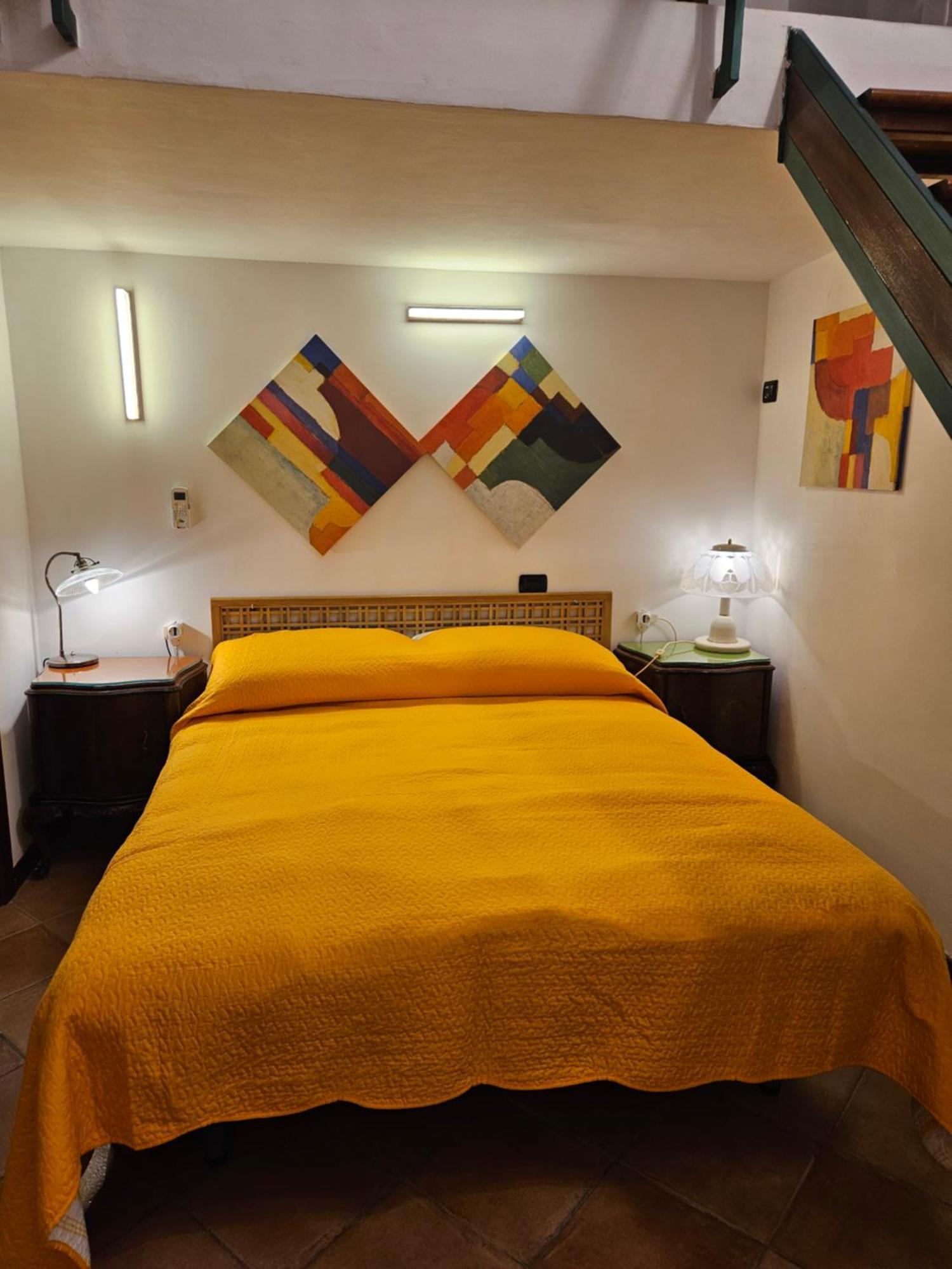 Apartment Segreta Catalana Naples