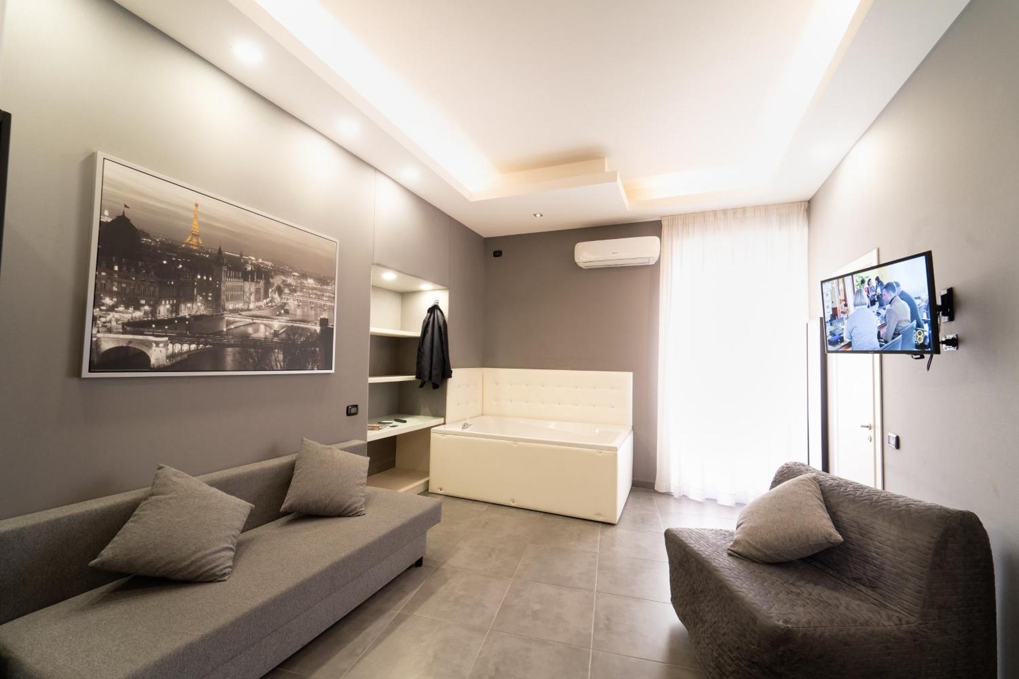 Al Campanile H Centro, By Clapa Group Guest house