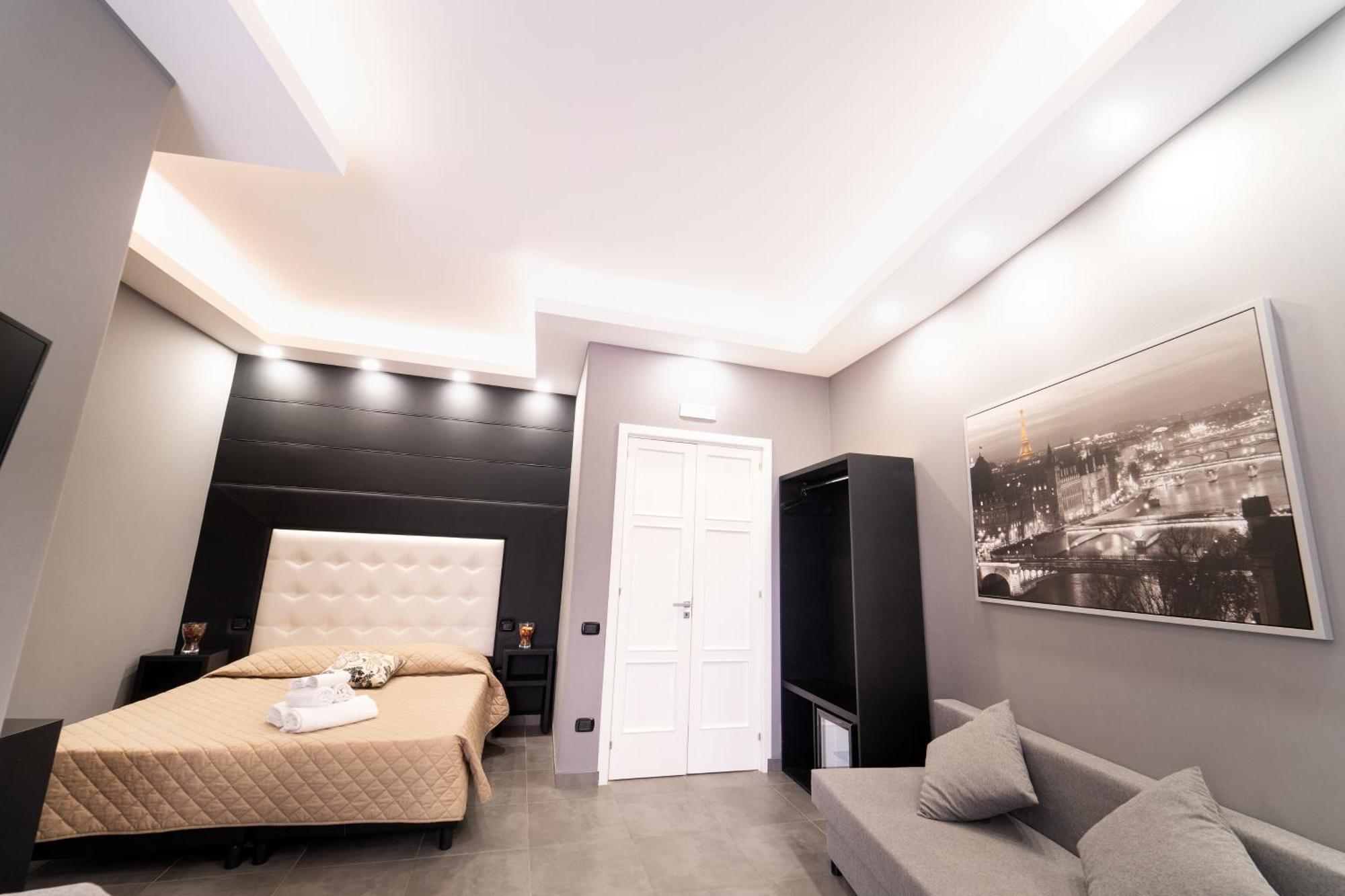 Al Campanile H Centro, By Clapa Group Guest house Naples