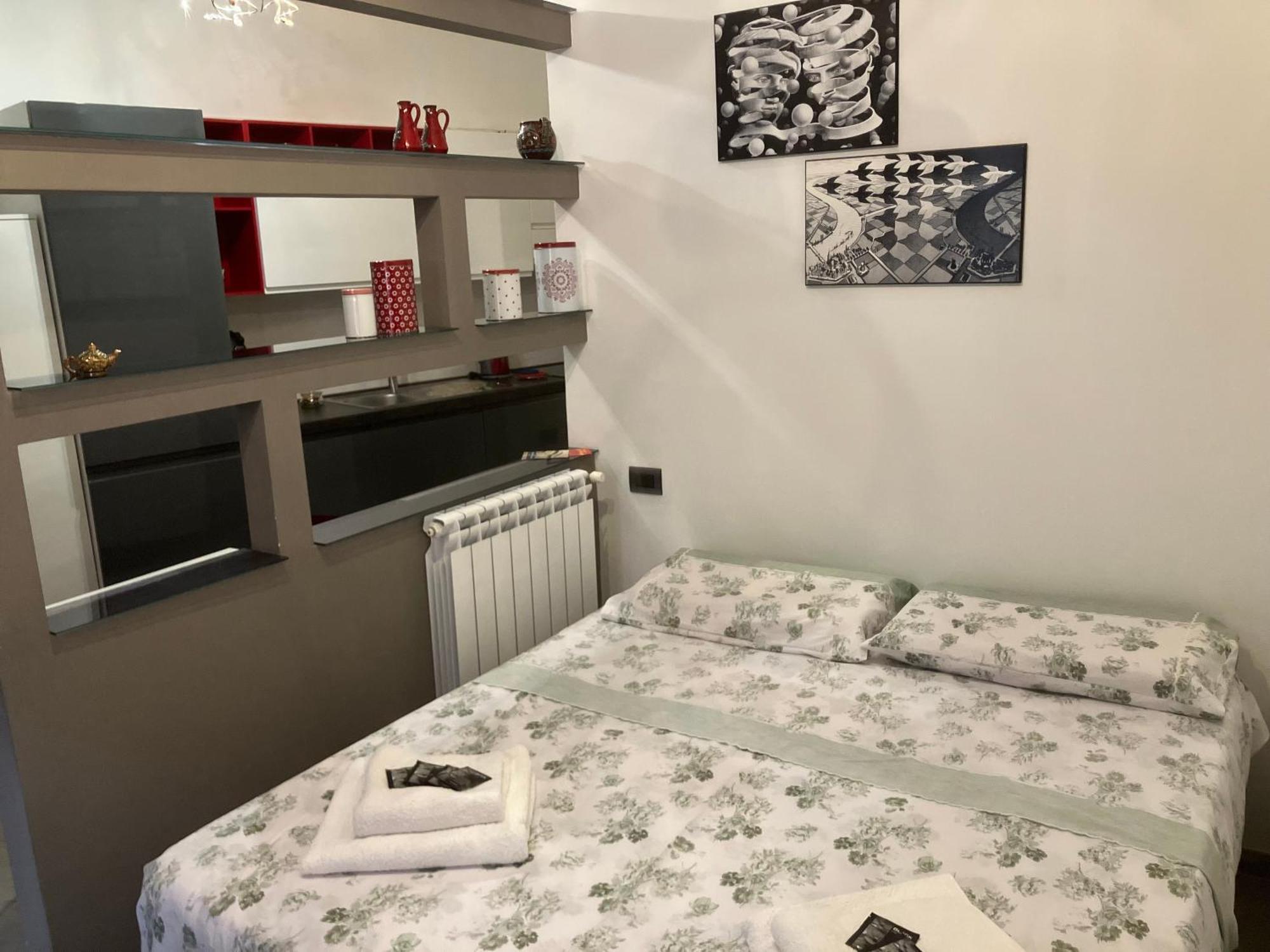 Alma Megaris Naples