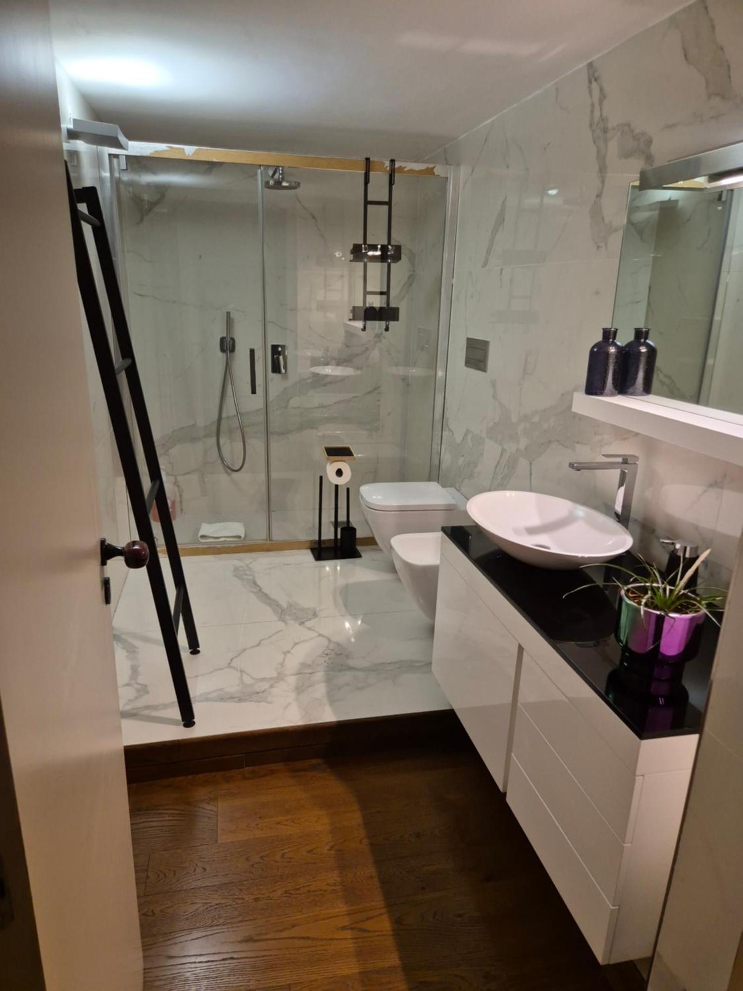 Modern Hospitality Exclusive *