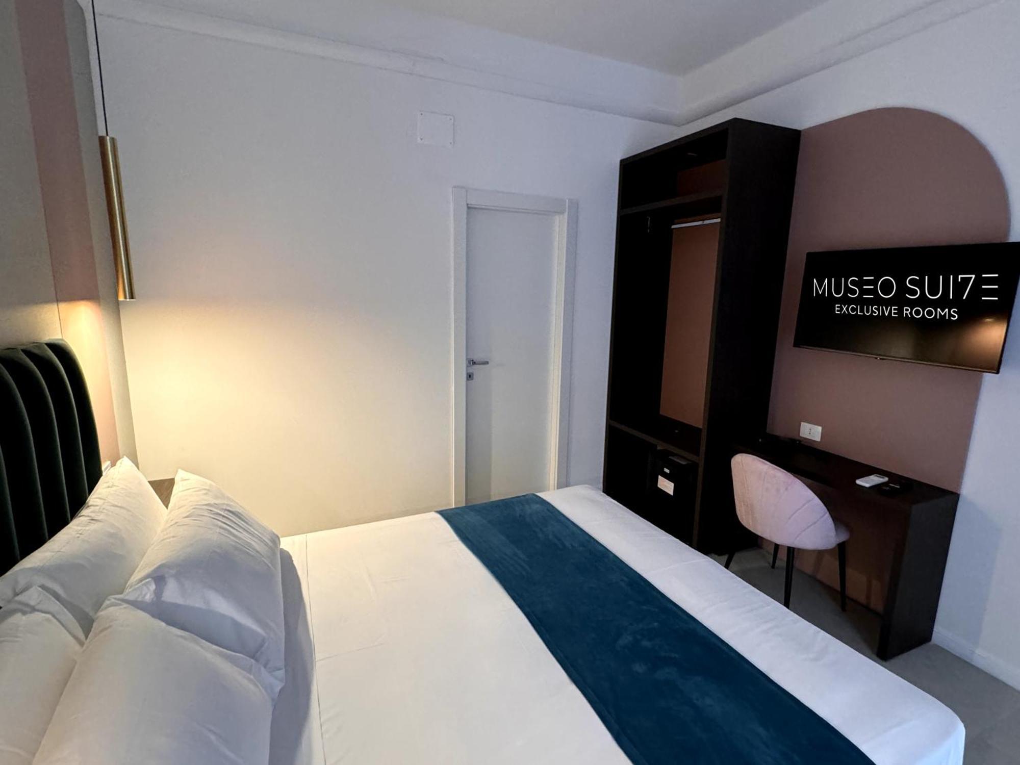 Hotiday Collection - Museo Aparthotel *