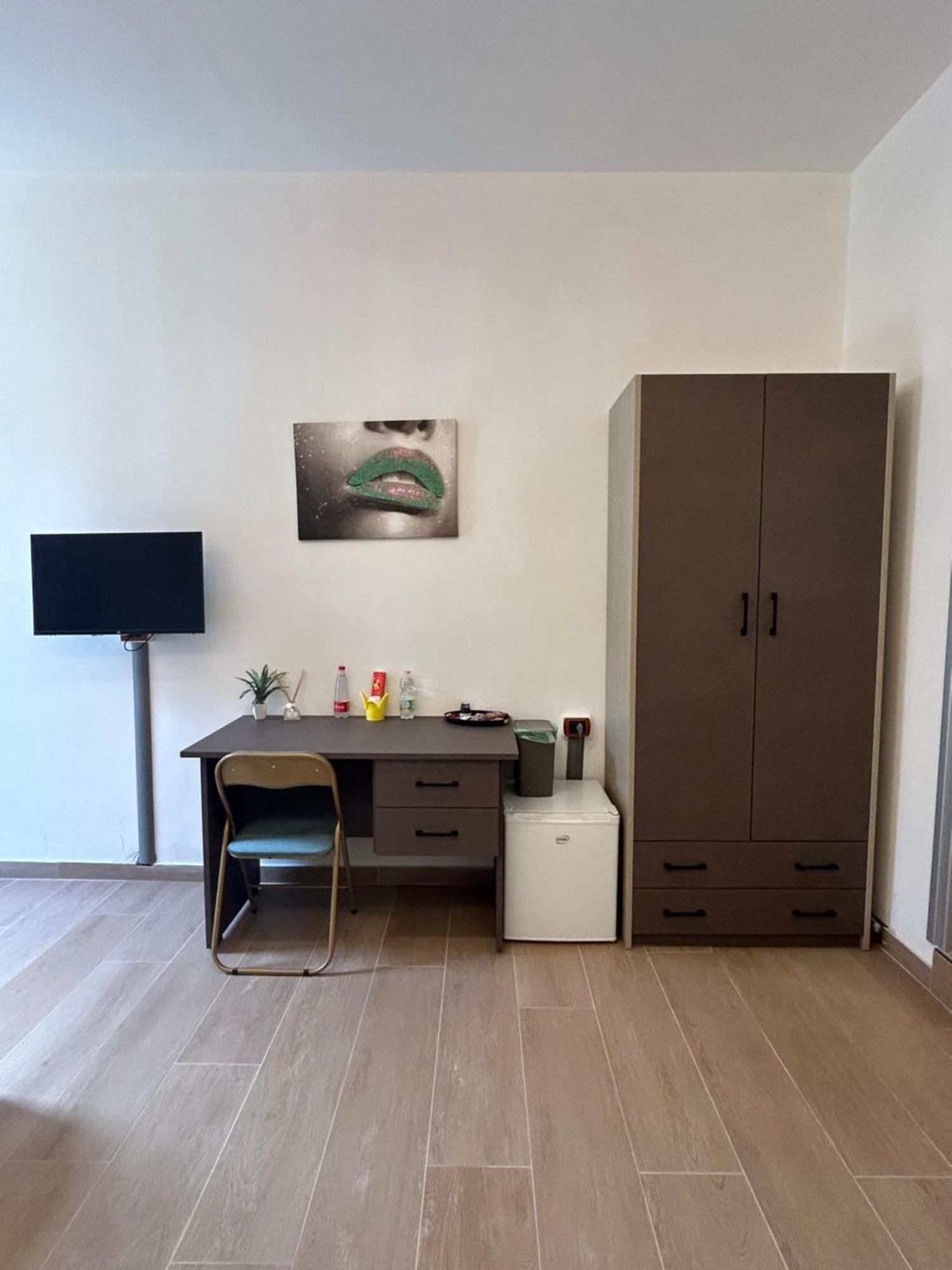 Binario 14 Piazza Garibaldi Bed & Breakfast *