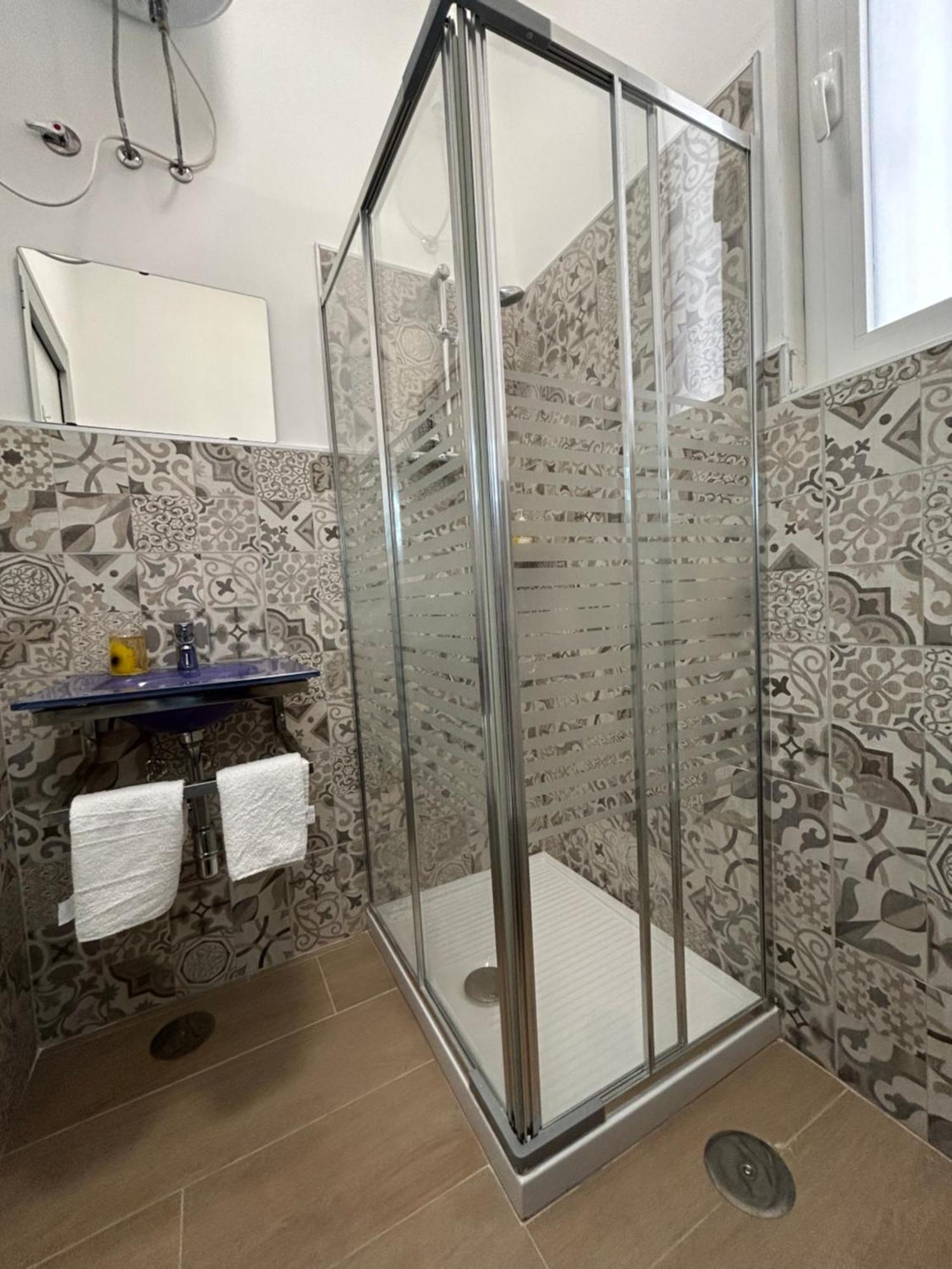 Bed & Breakfast Binario 14 Piazza Garibaldi *