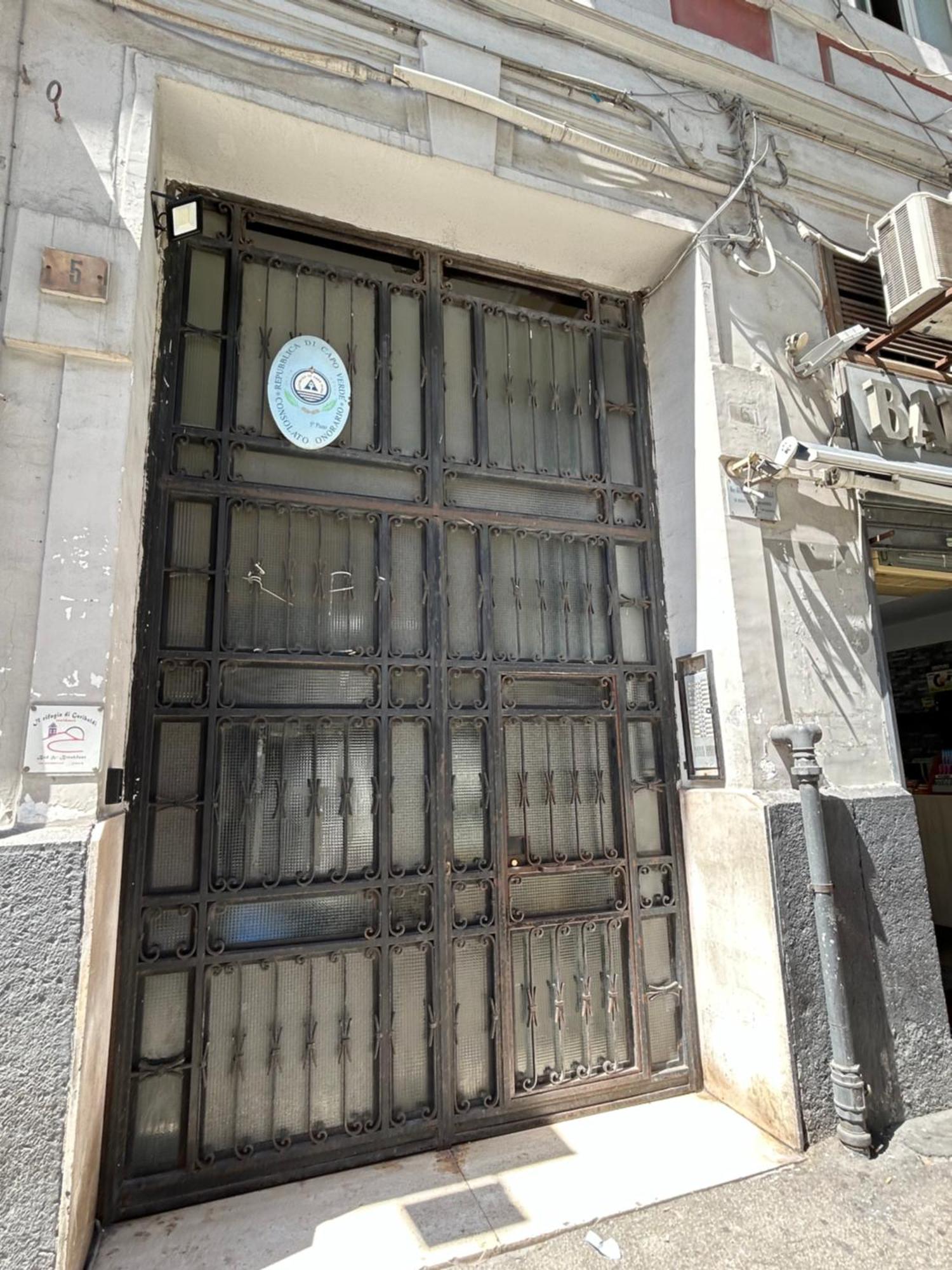 Binario 14 Piazza Garibaldi Bed & Breakfast
