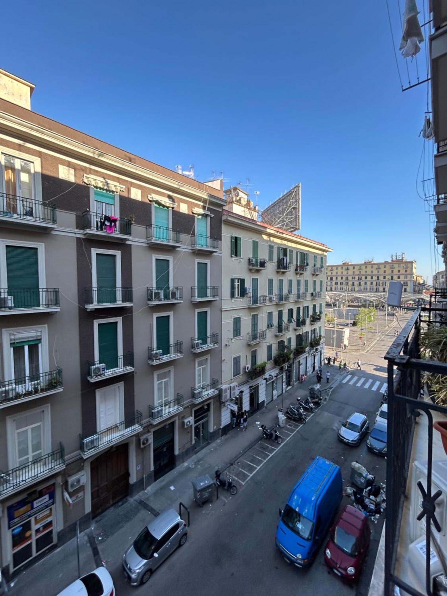 Binario 14 Piazza Garibaldi *