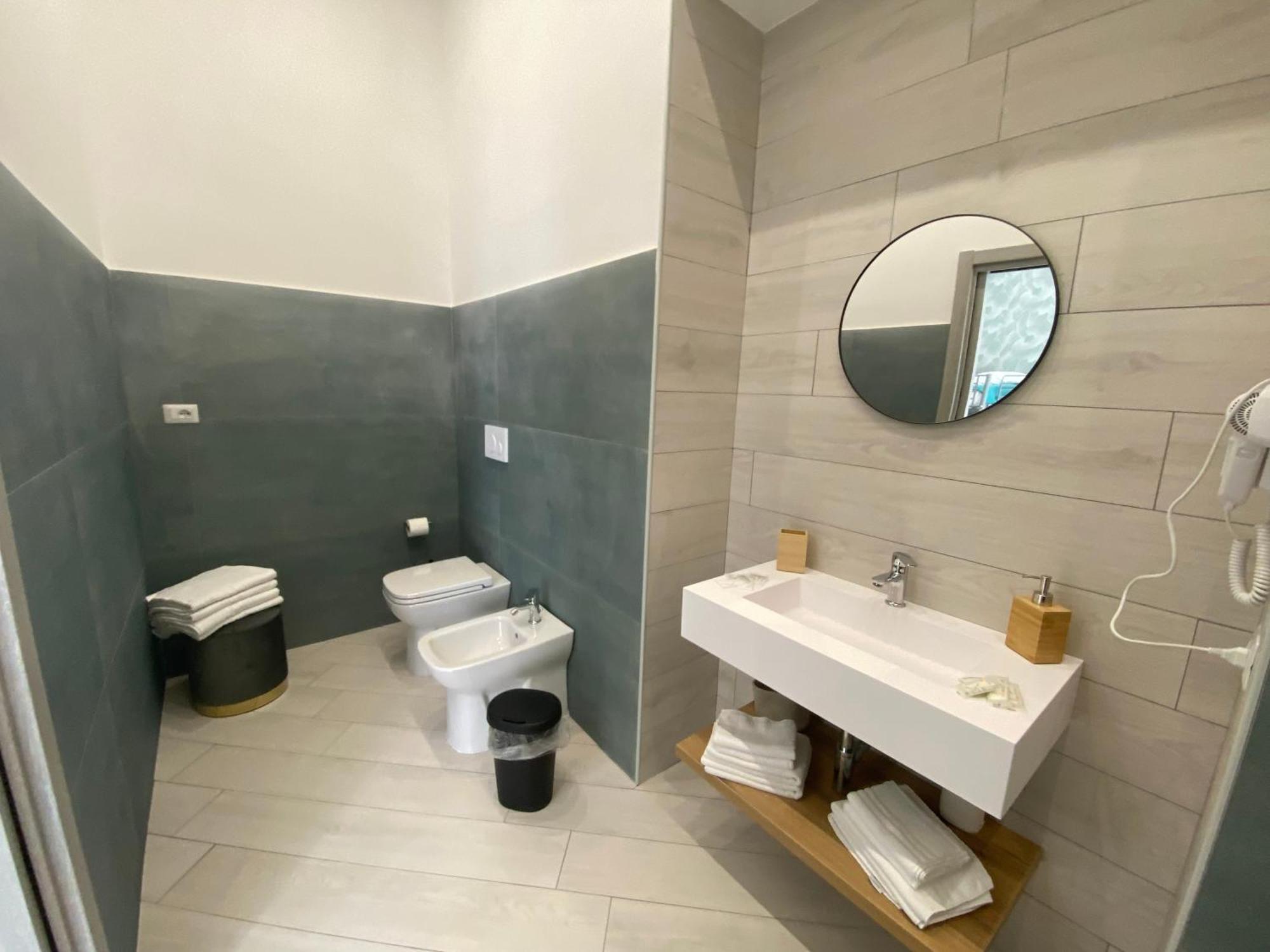 Ludben Dante Guest house