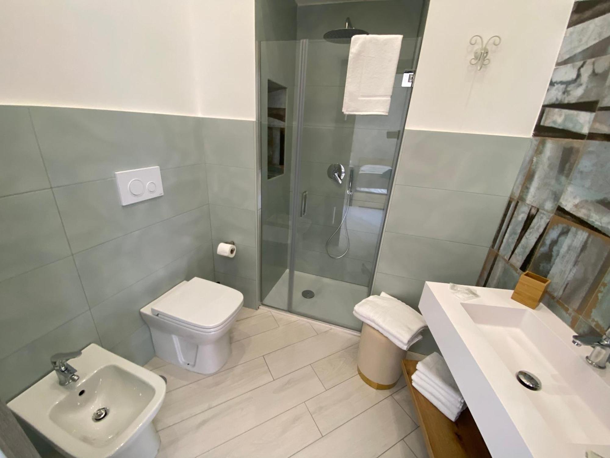 Guest house Ludben Dante Naples