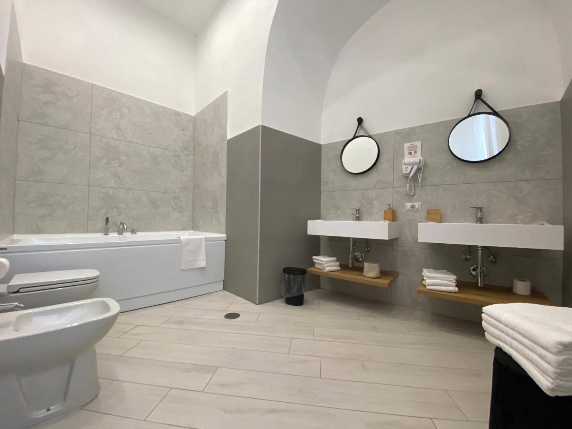 Ludben Dante Guest house *
