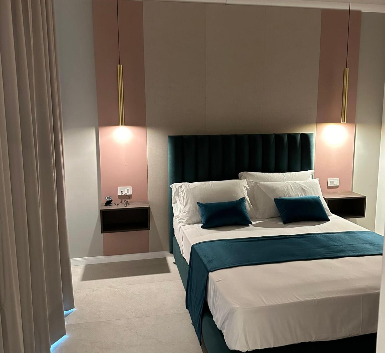 Aparthotel Hotiday Collection - Museo Naples