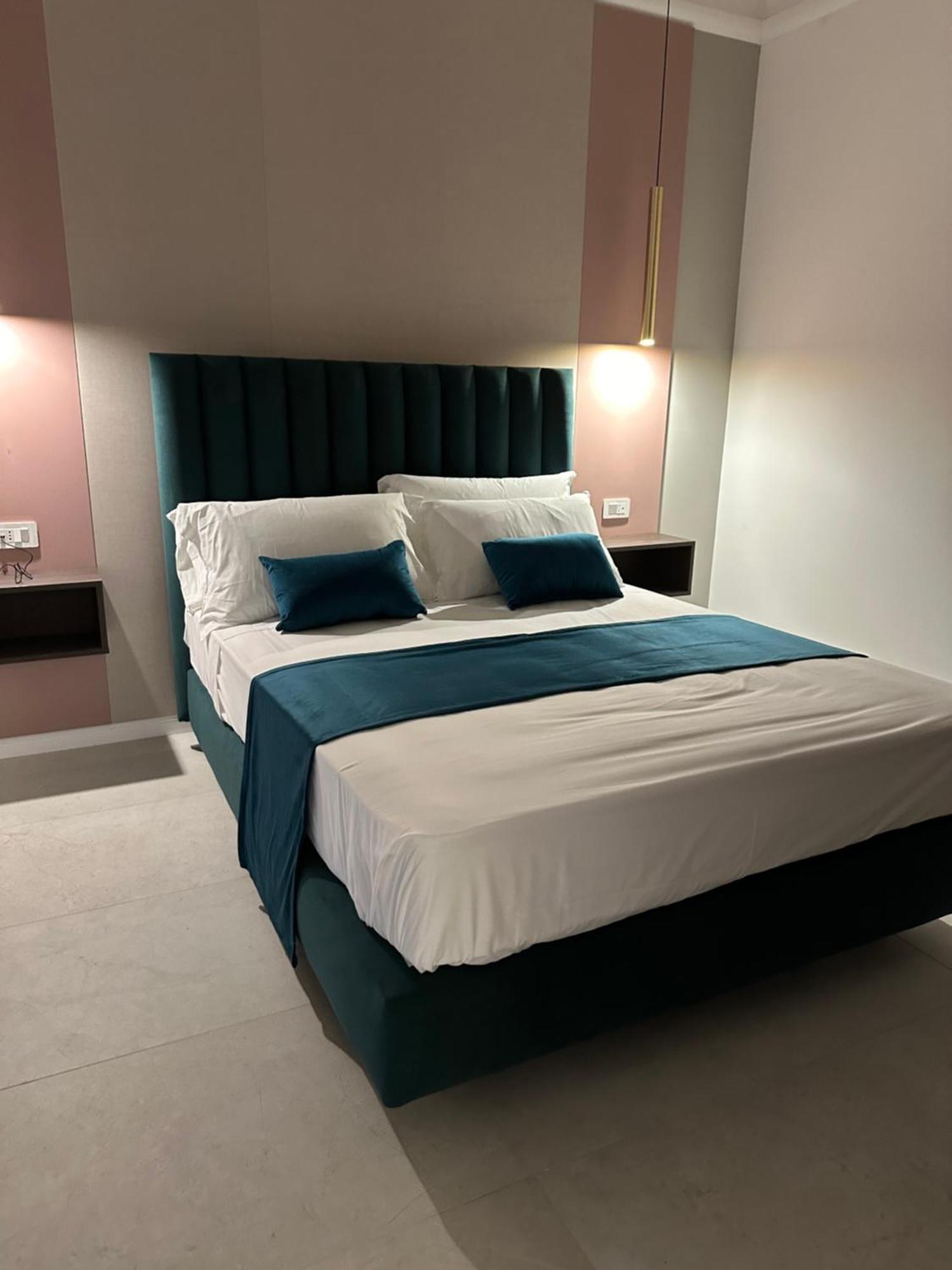 Hotiday Collection - Museo Aparthotel