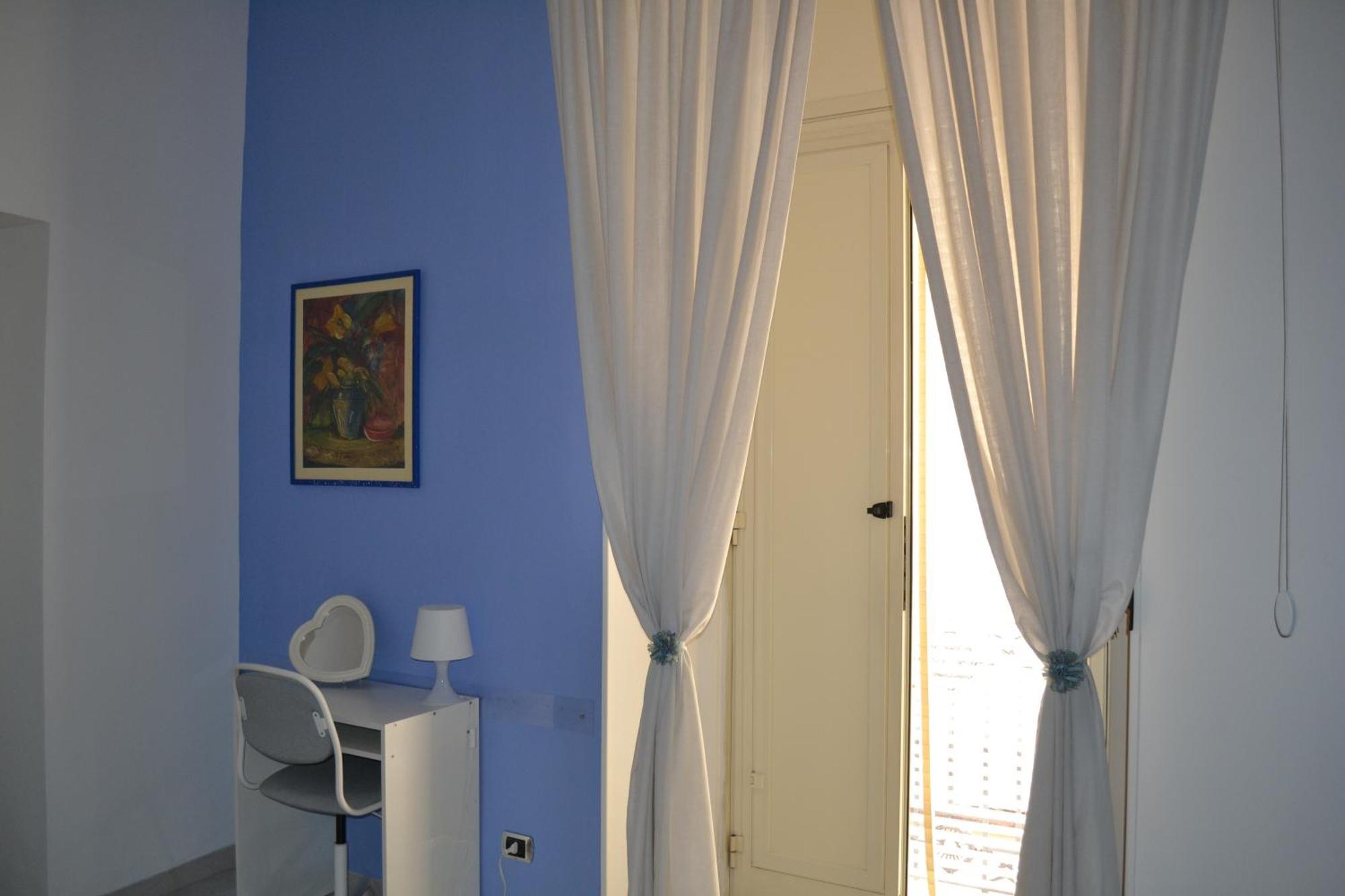 Casa Round