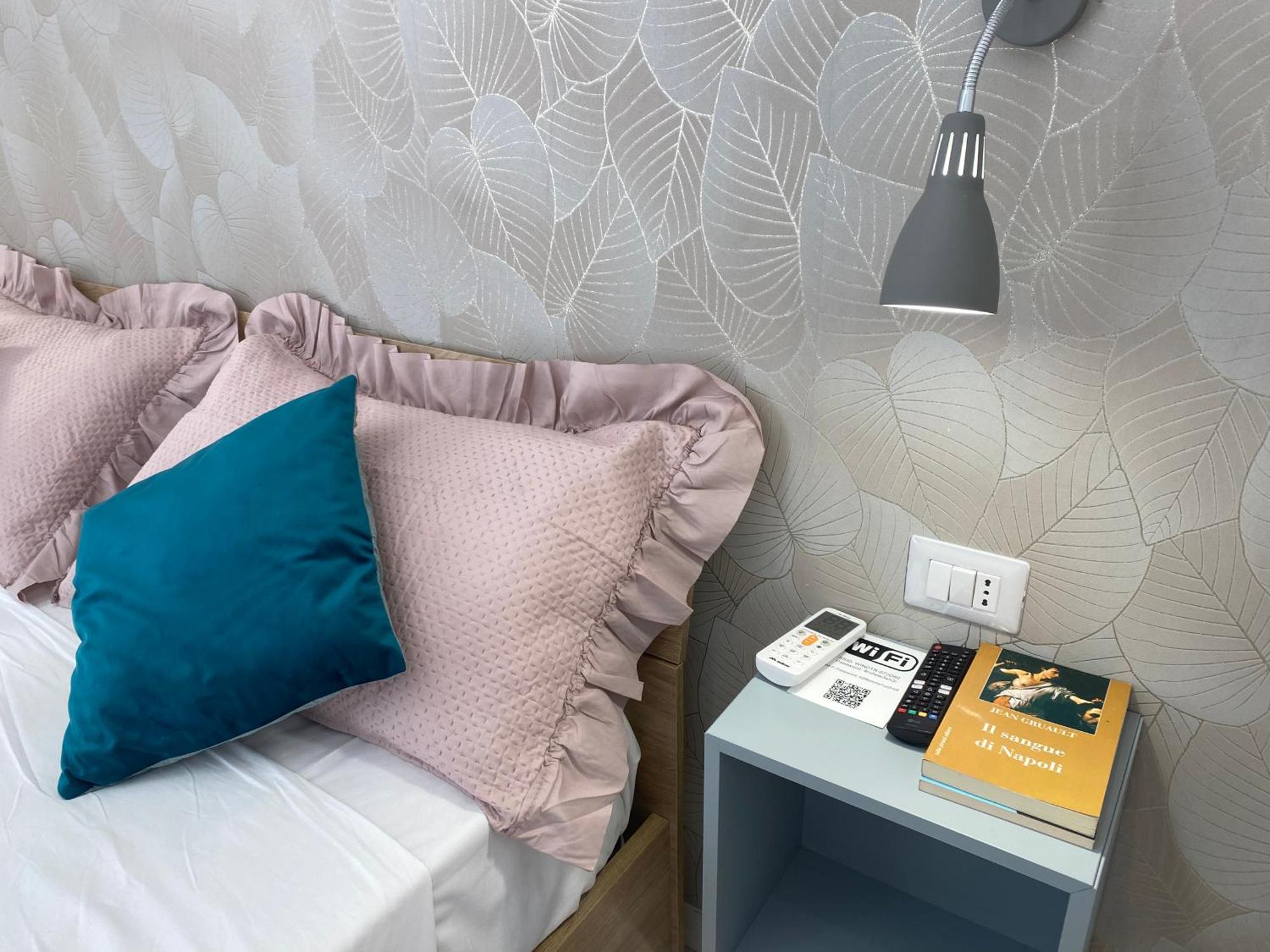 Ludben Dante Guest house Naples