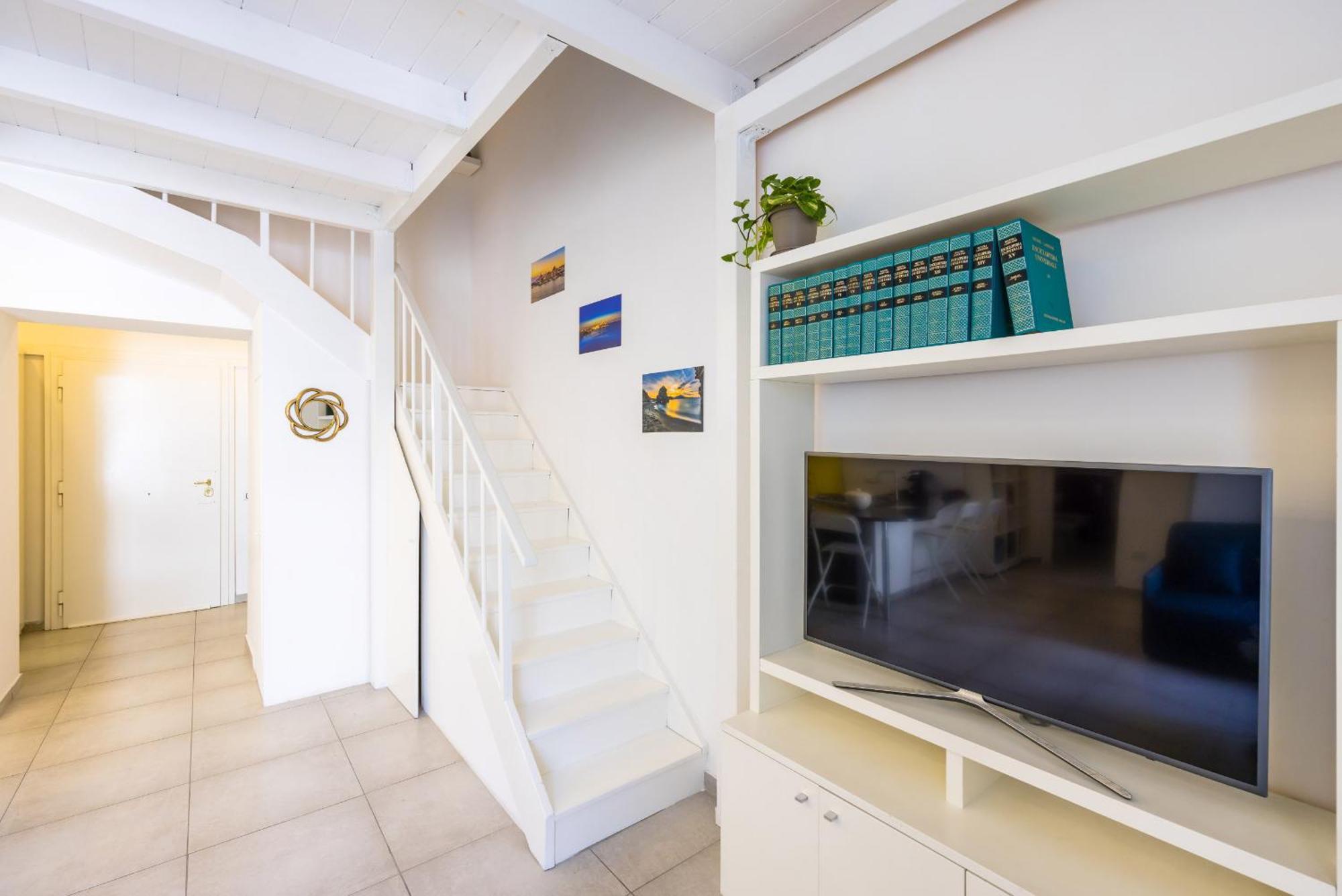 Spagnoli Housing By Wonderful Italy * Naples