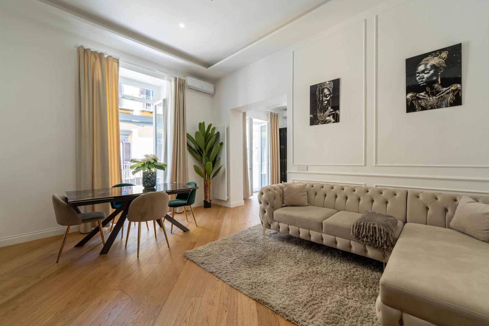 Apartment Aristocrat Chiaia Bridge *