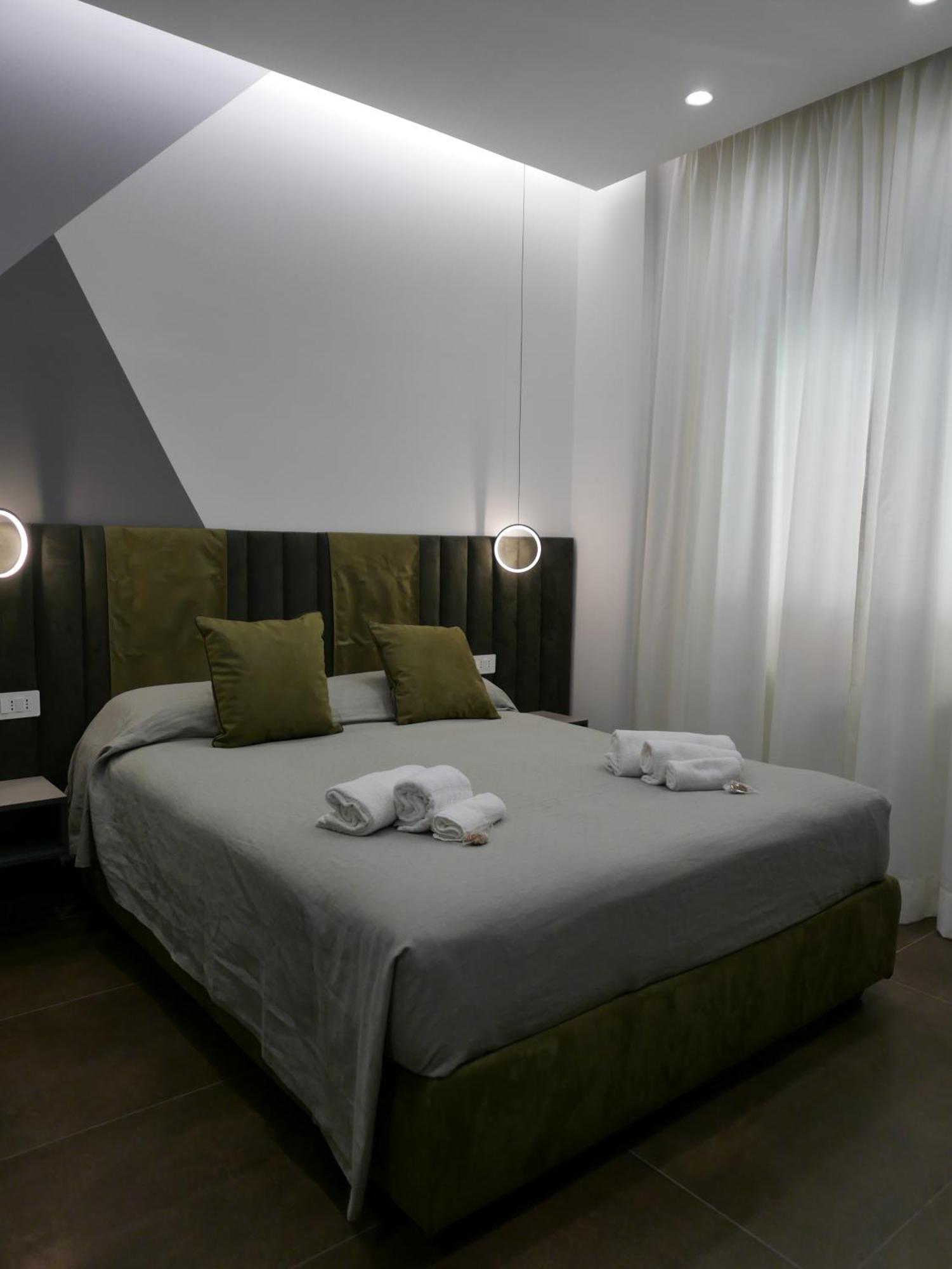 Re Lazzarone Guest house *