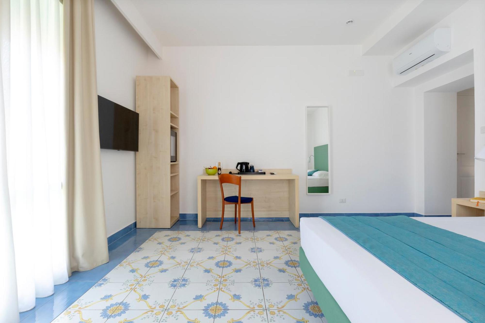 Hotel Napolit'amo Medina Naples