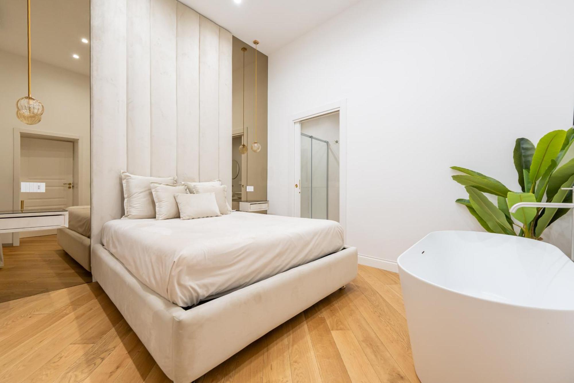 Apartment Aristocrat Chiaia Bridge *