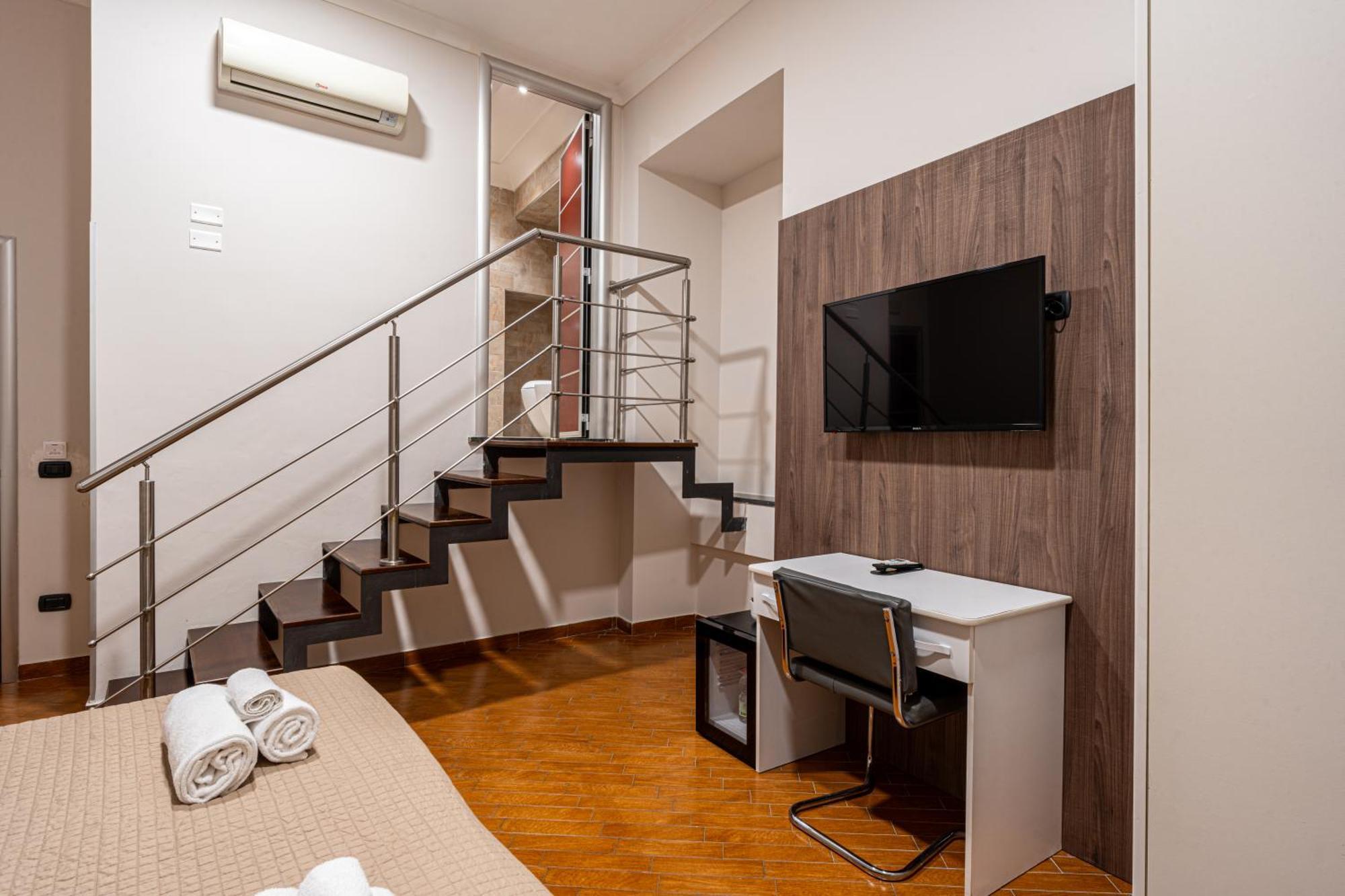 Diamond Hotel 3*