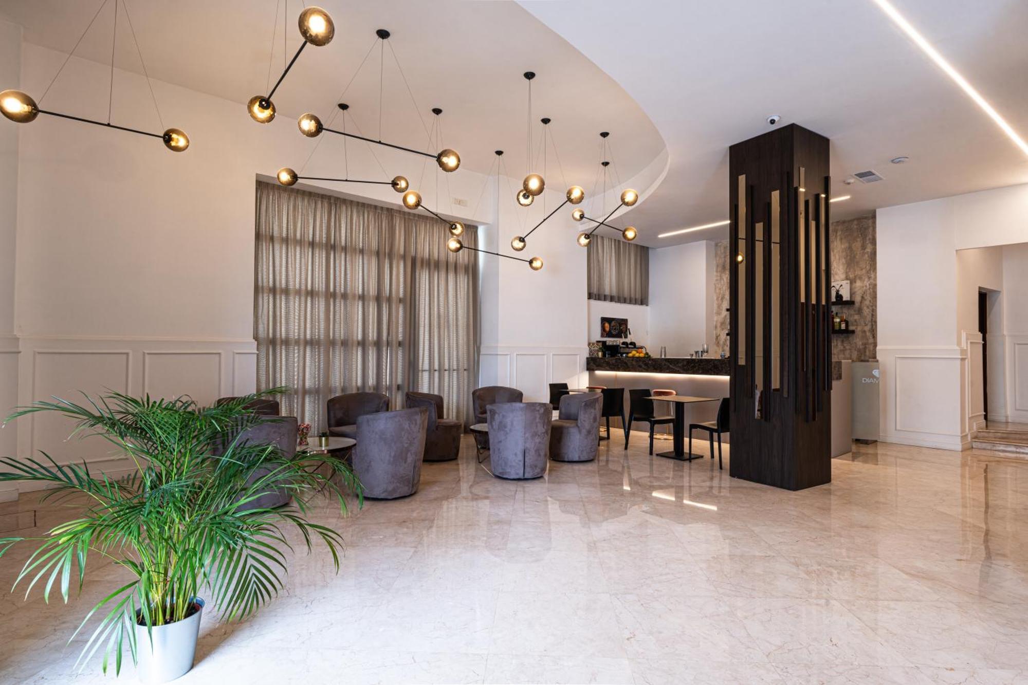 Diamond Naples