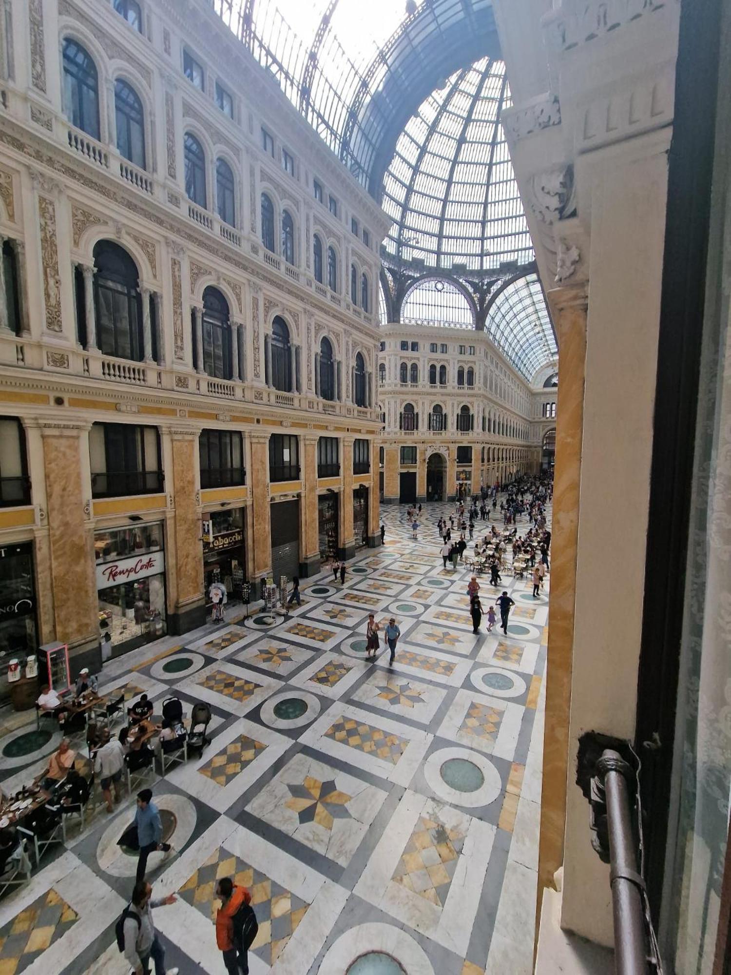 Galleria Umberto I Bed & Breakfast