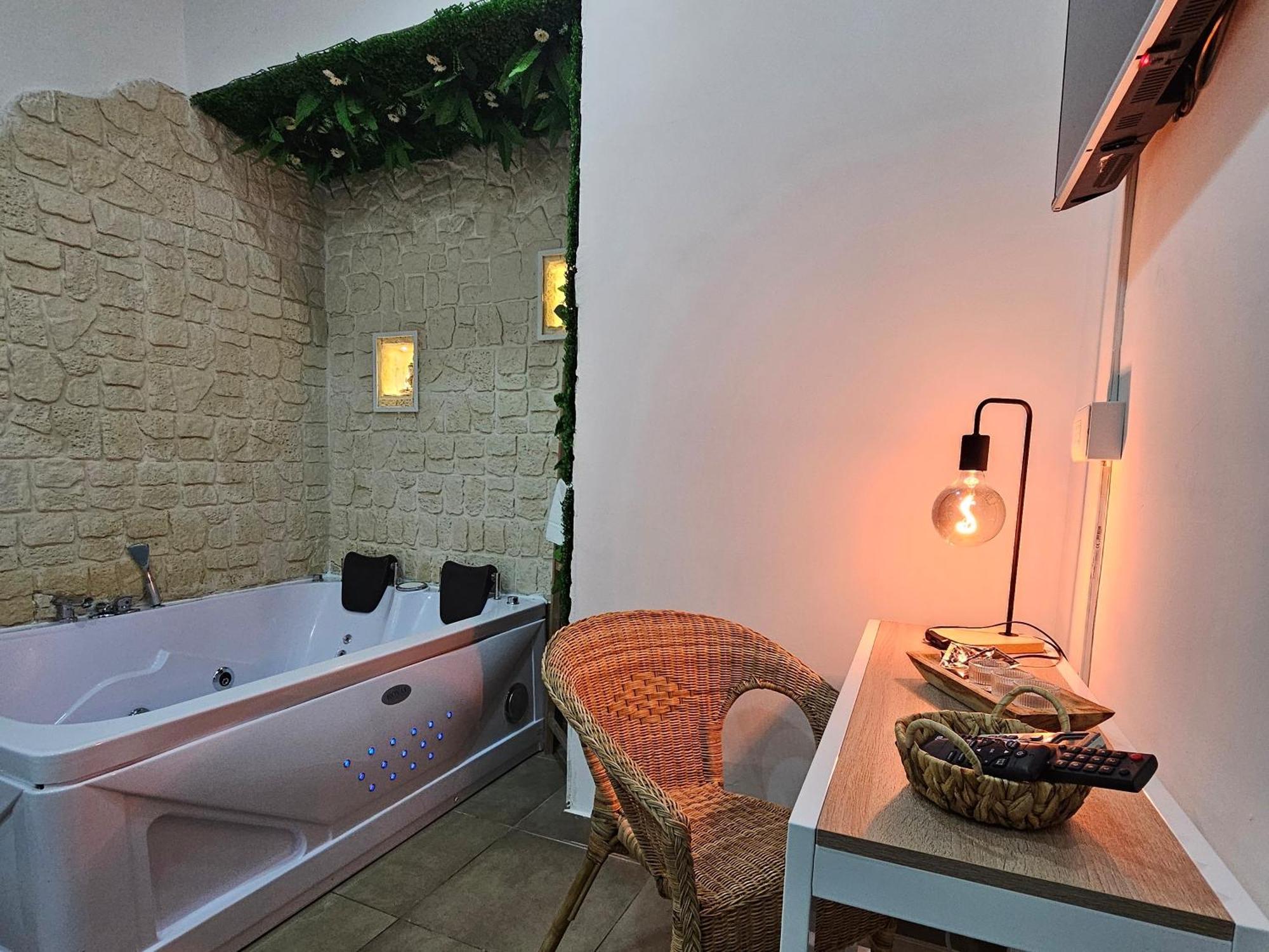 Room&jacuzzi Guest house 2*