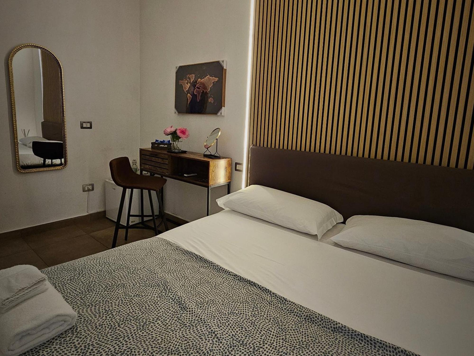 Room&jacuzzi 2*