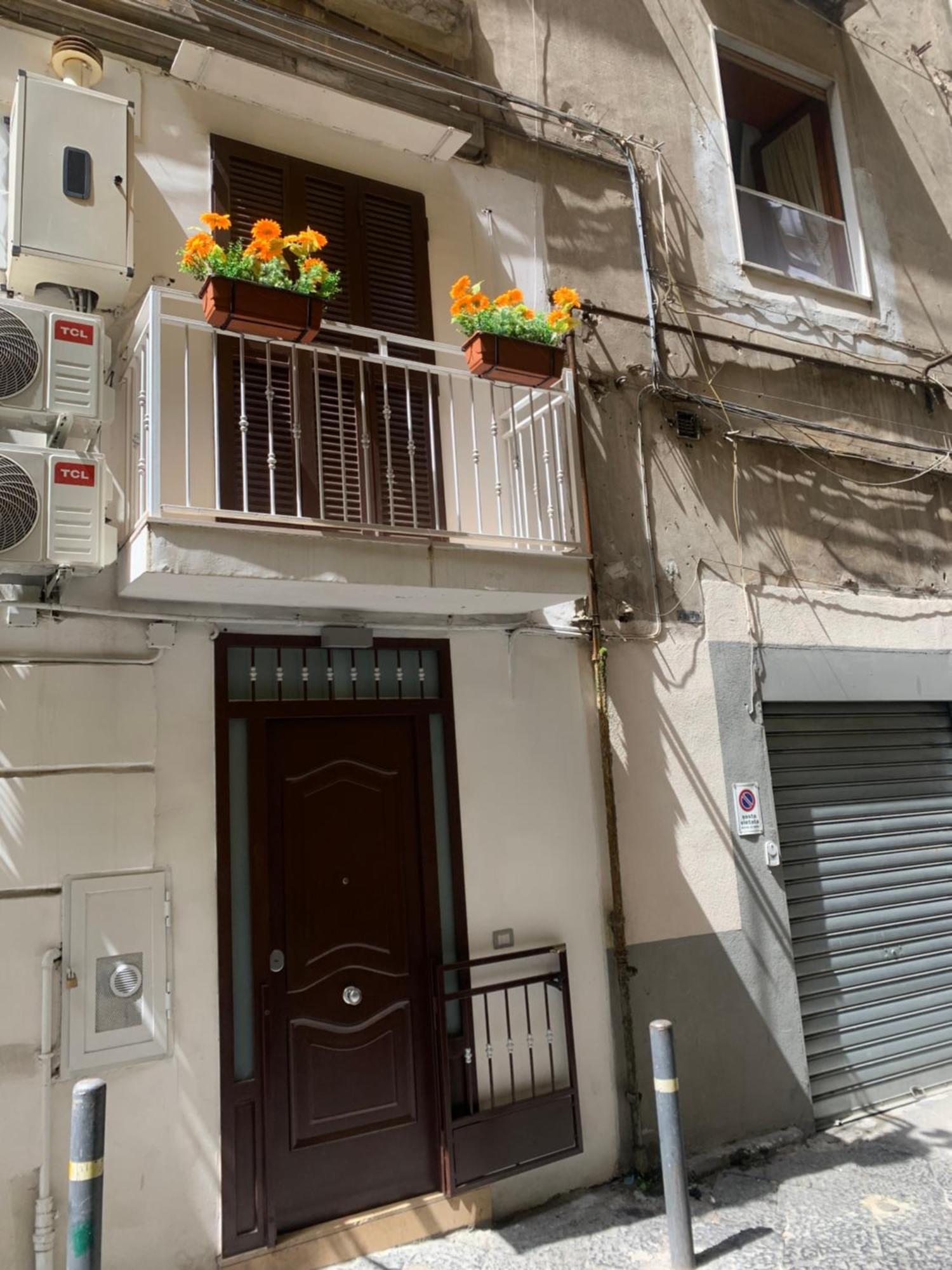 Apartment Viky House Chiaja 1