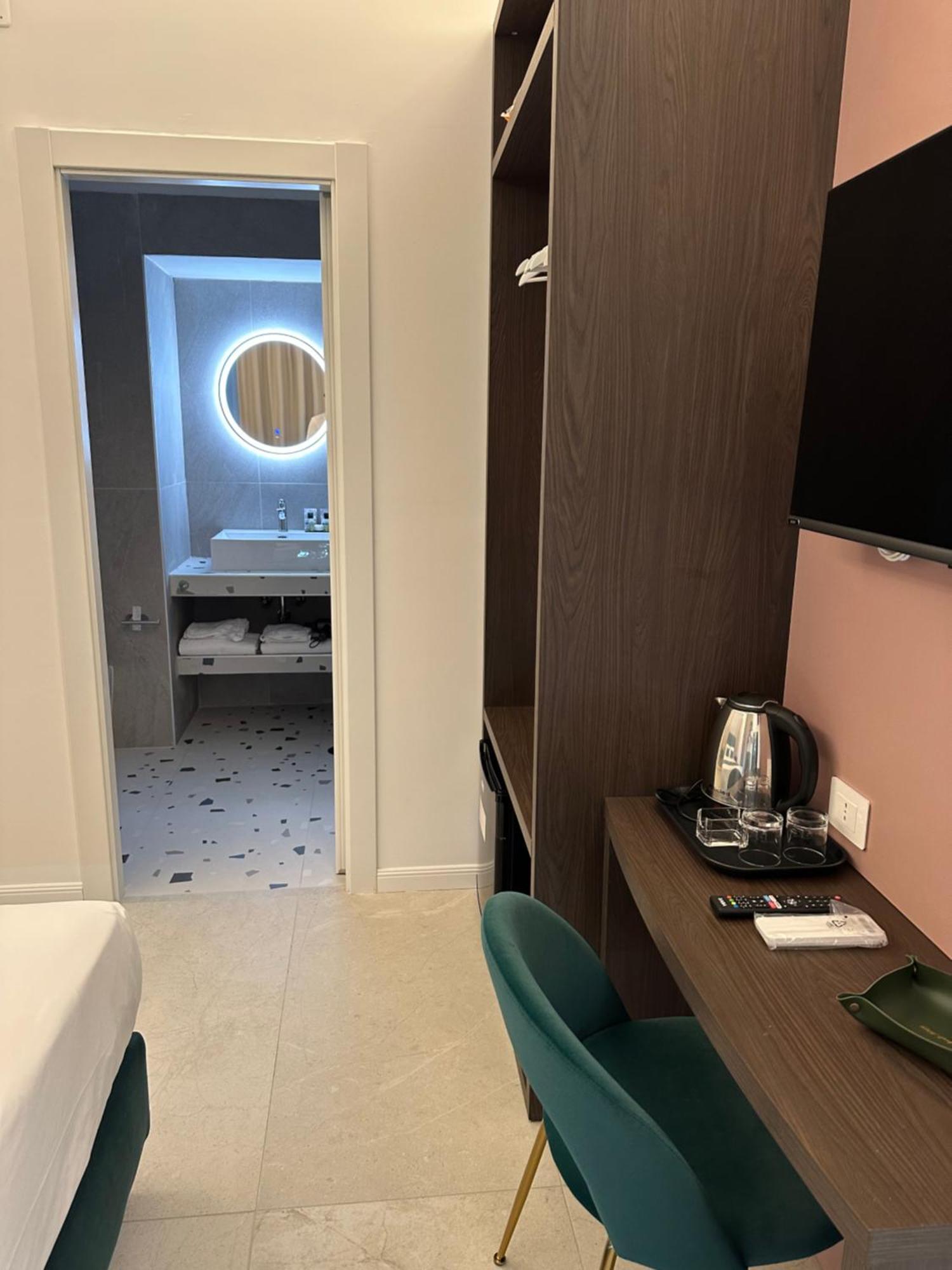 Aparthotel Hotiday Collection - Museo Naples