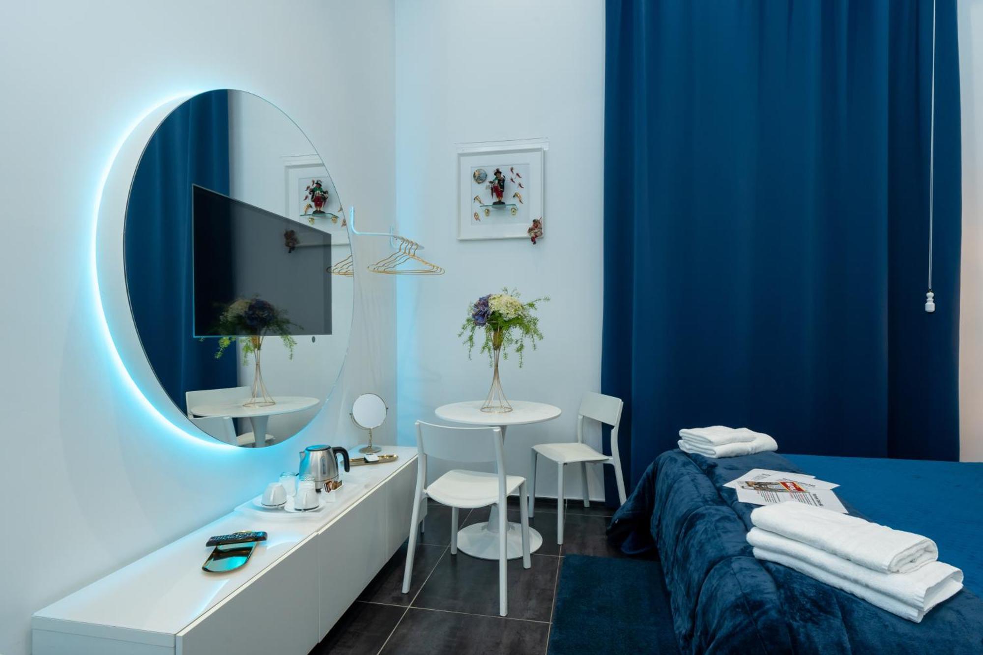 Skyhouse Chiaia Naples