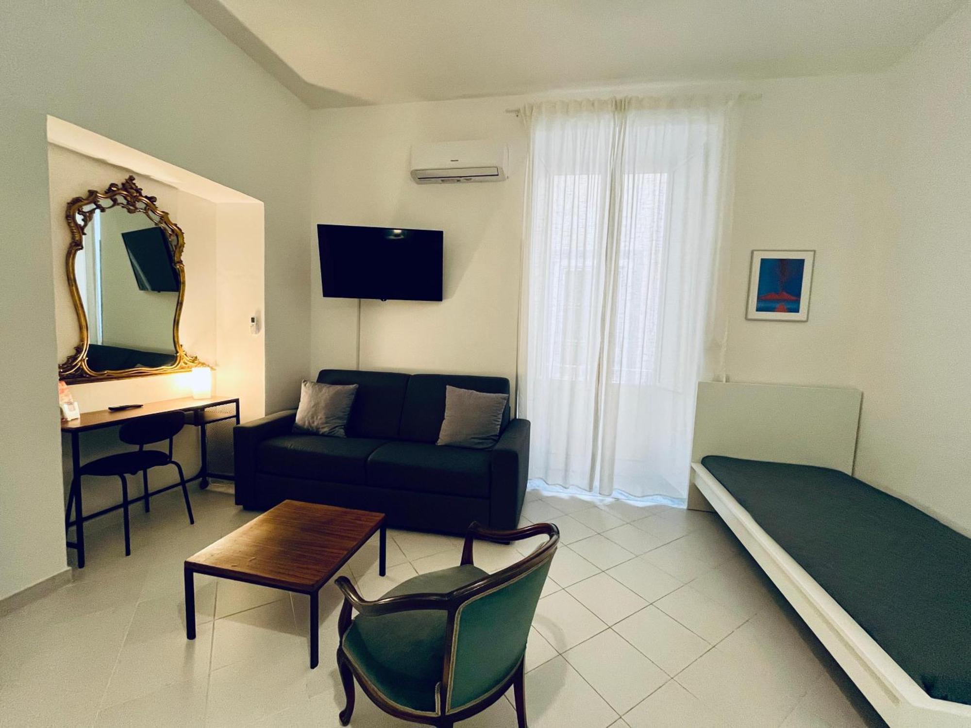 Bed & Breakfast Pop Santa Chiara Naples