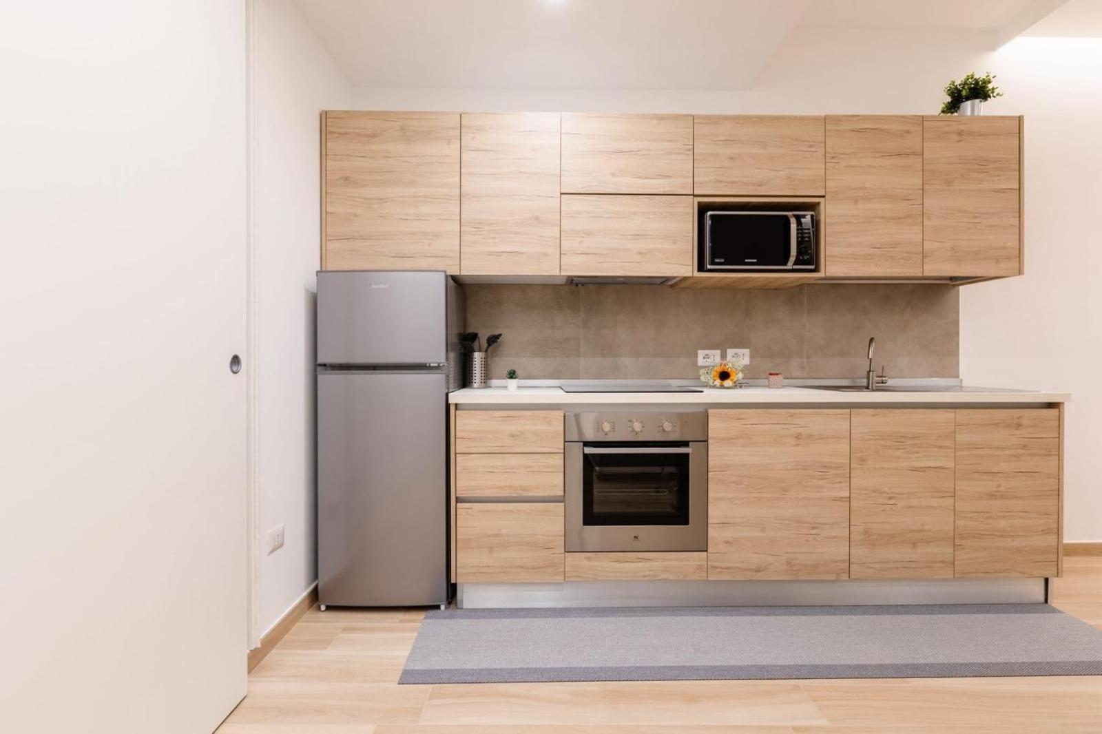 Graziano Airport Holiday home