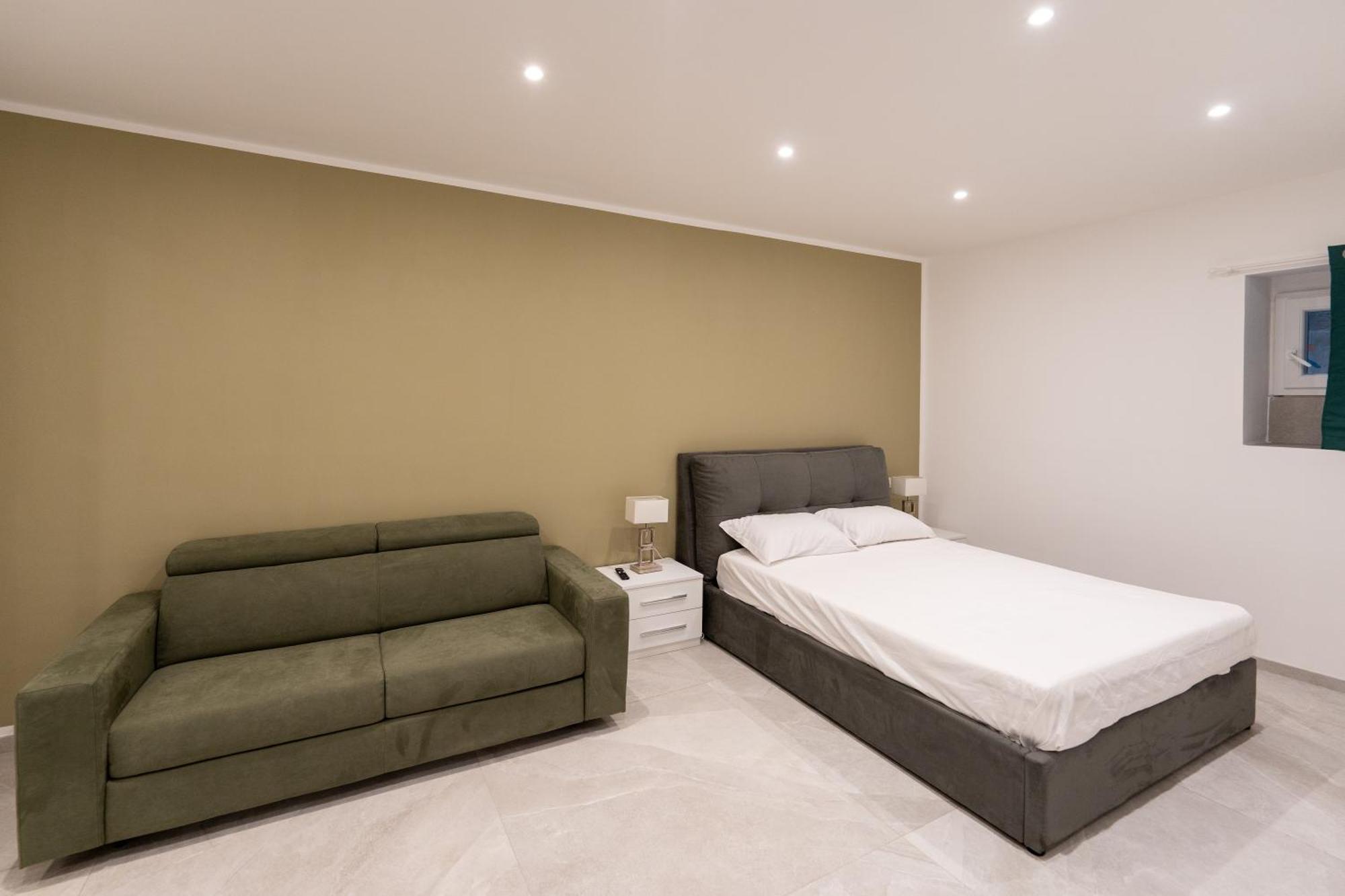 Apartment Gaudioso Center *