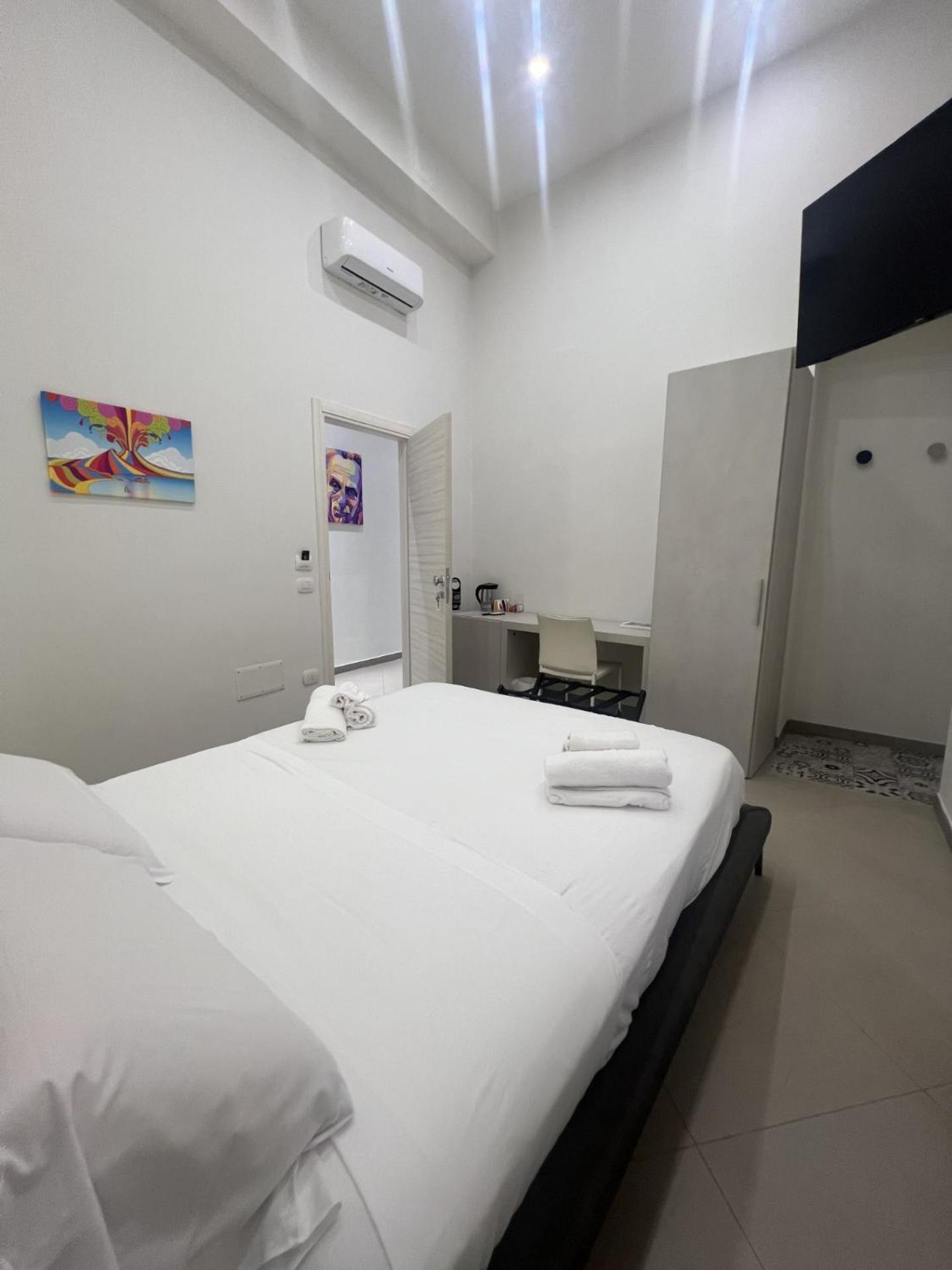 Guest house Dimora Chiaia 209 Naples