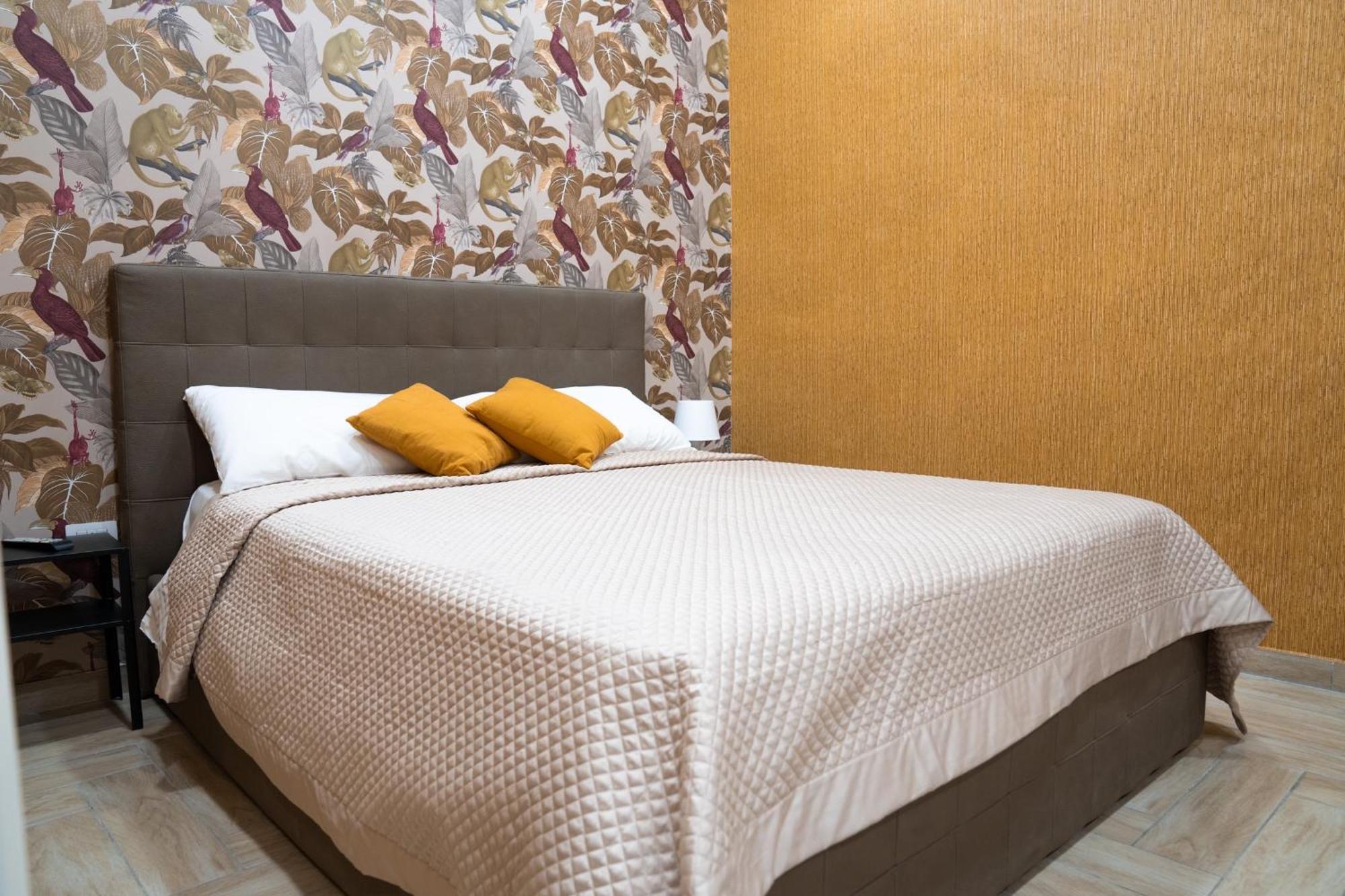 Caracciolo 109 Bed & Breakfast