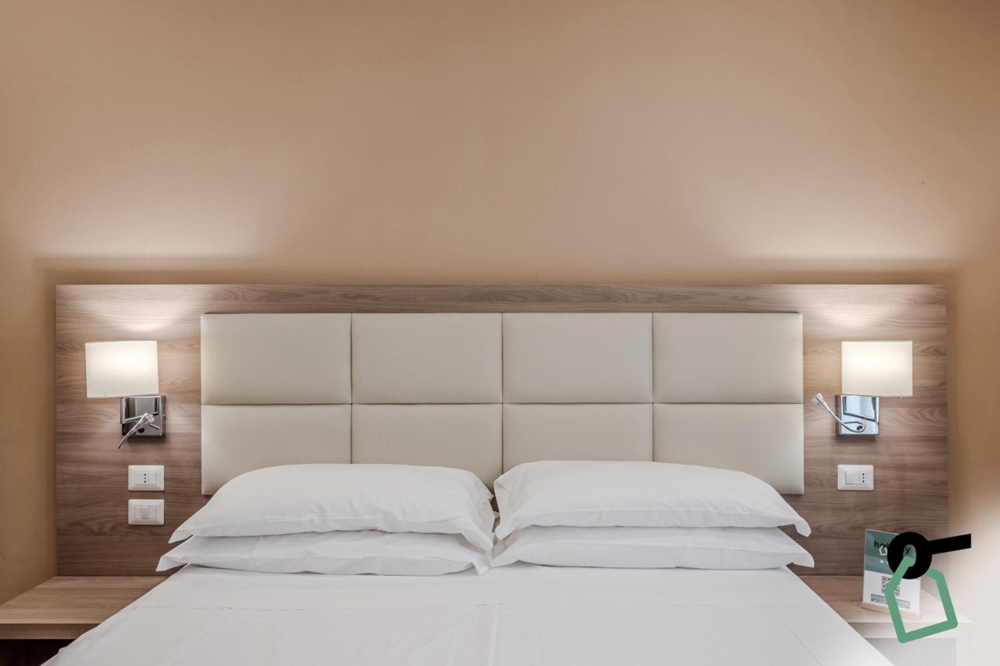 Hotiday Collection - Residenza Scarlatti Bed & Breakfast 2*