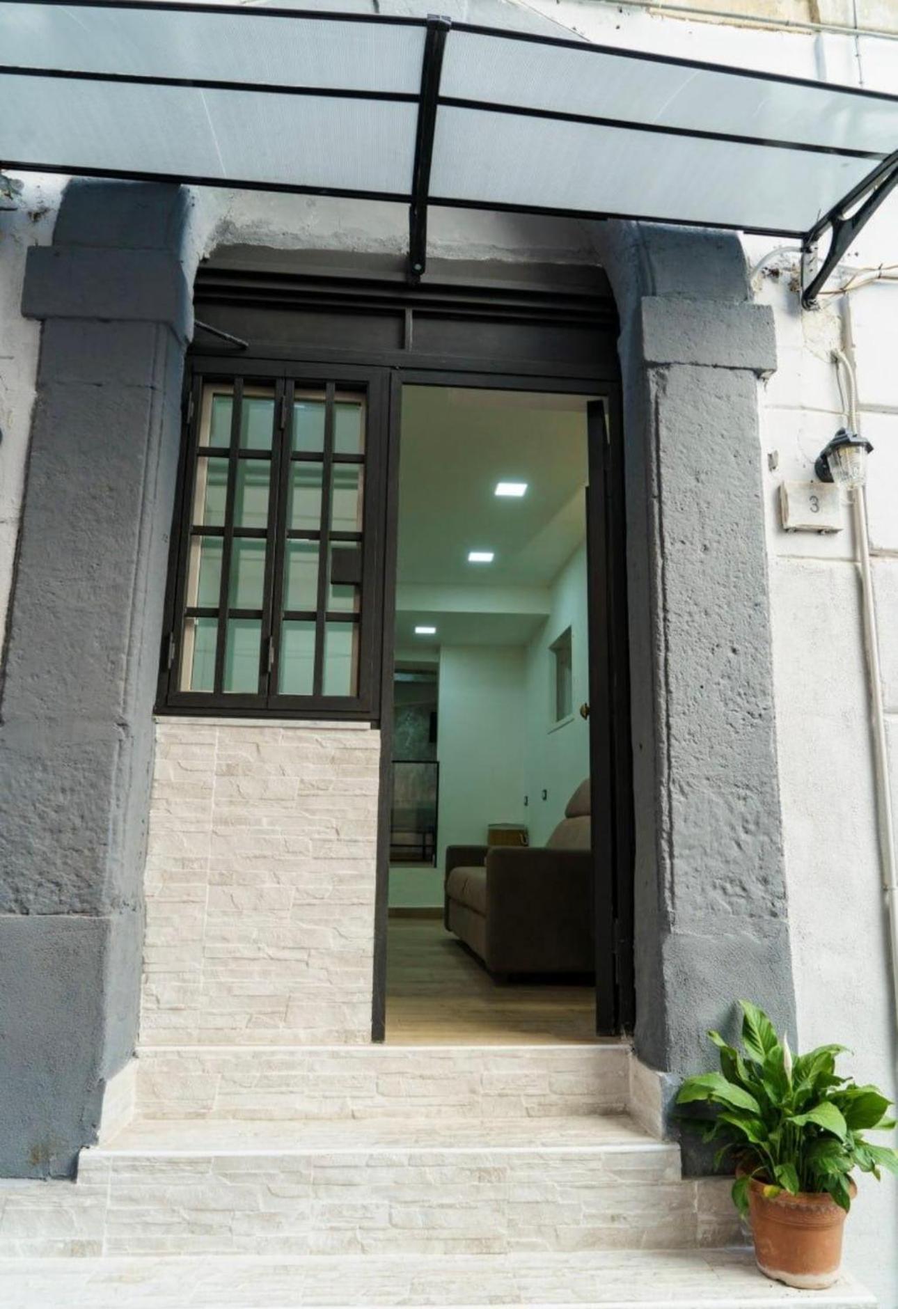 Anita S Apartment