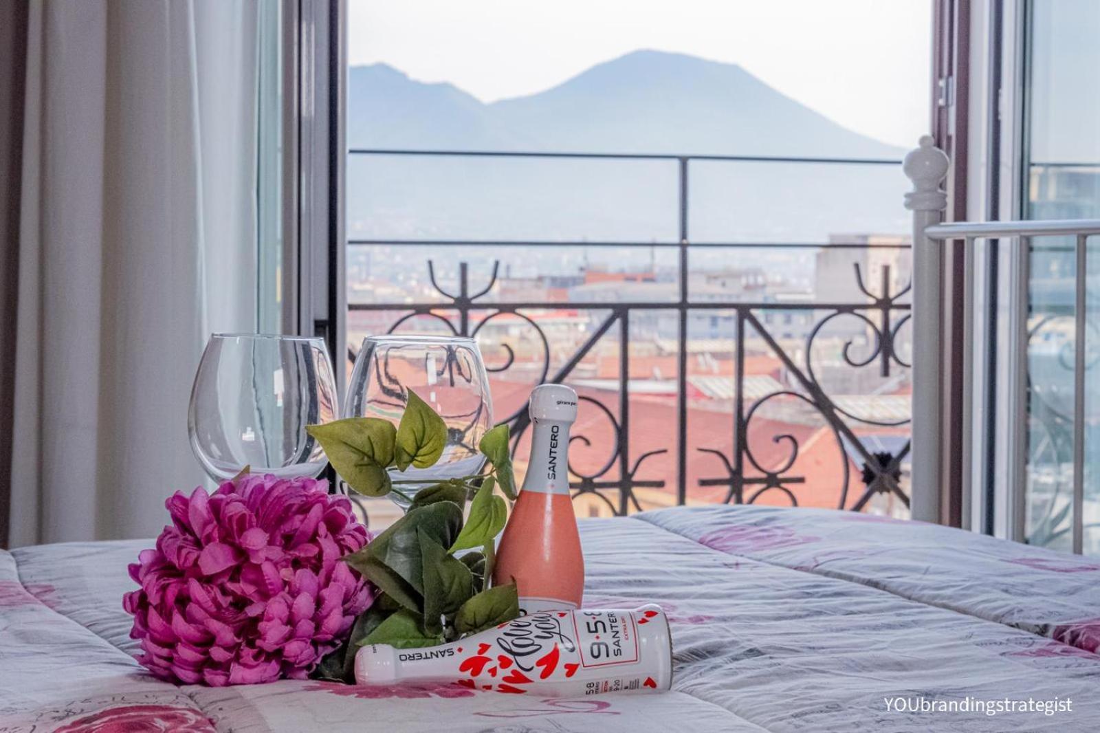 Bed & Breakfast La Peonia Naples