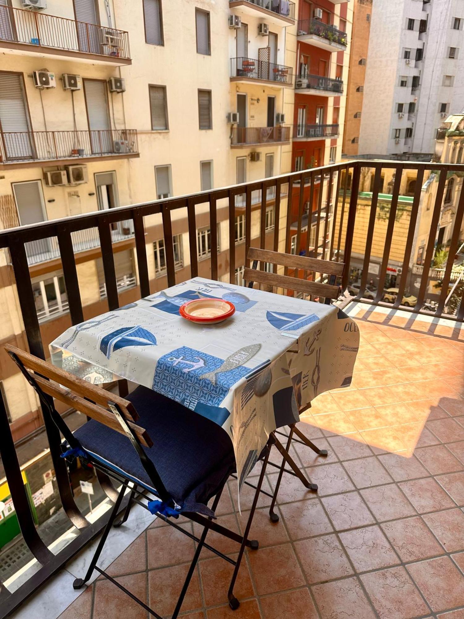 Maman Suite, Center Near Molo Beverello Holiday home Naples